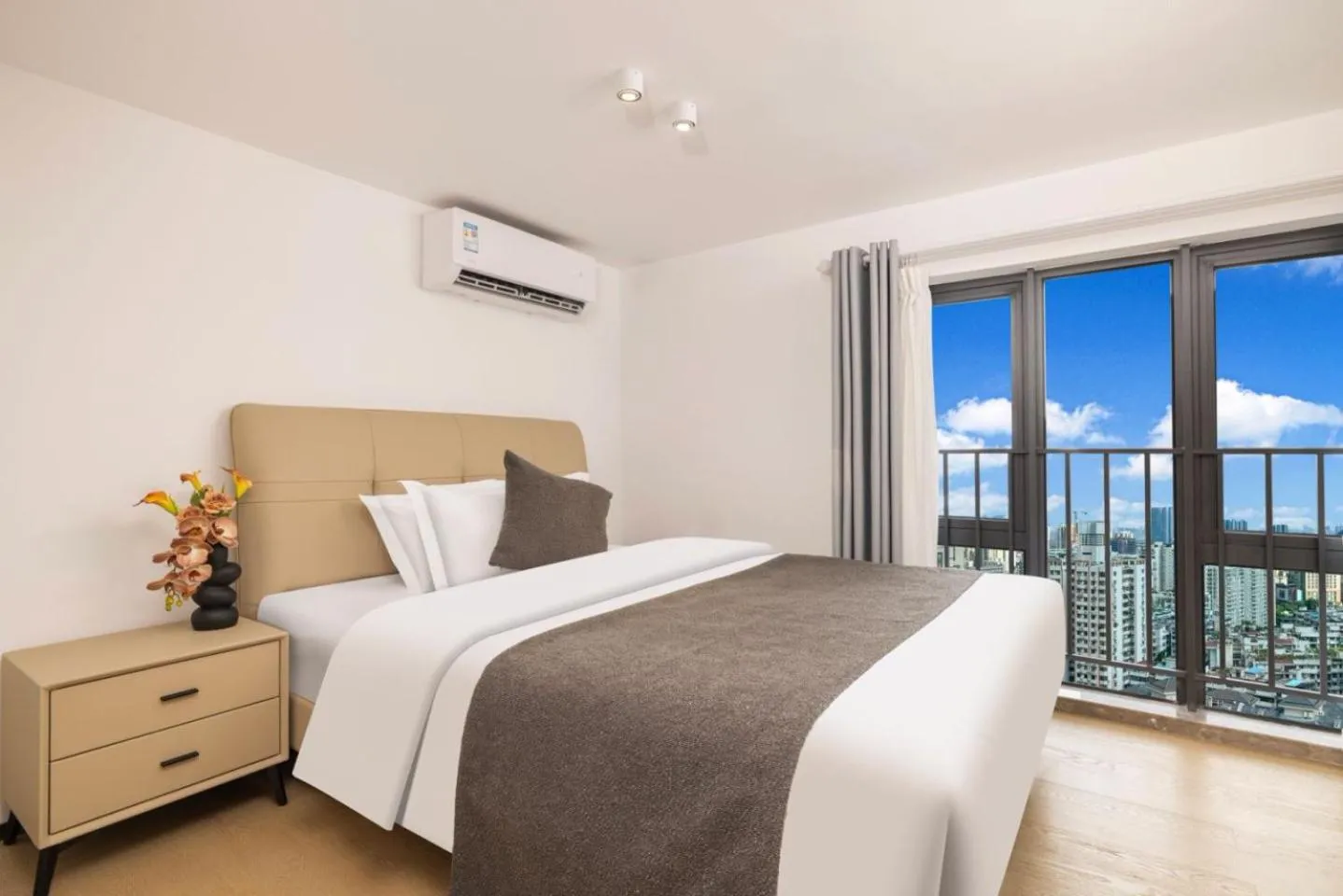 Bed in Mihua International Apartment - Guangzhou Yangang Subway Station Branch