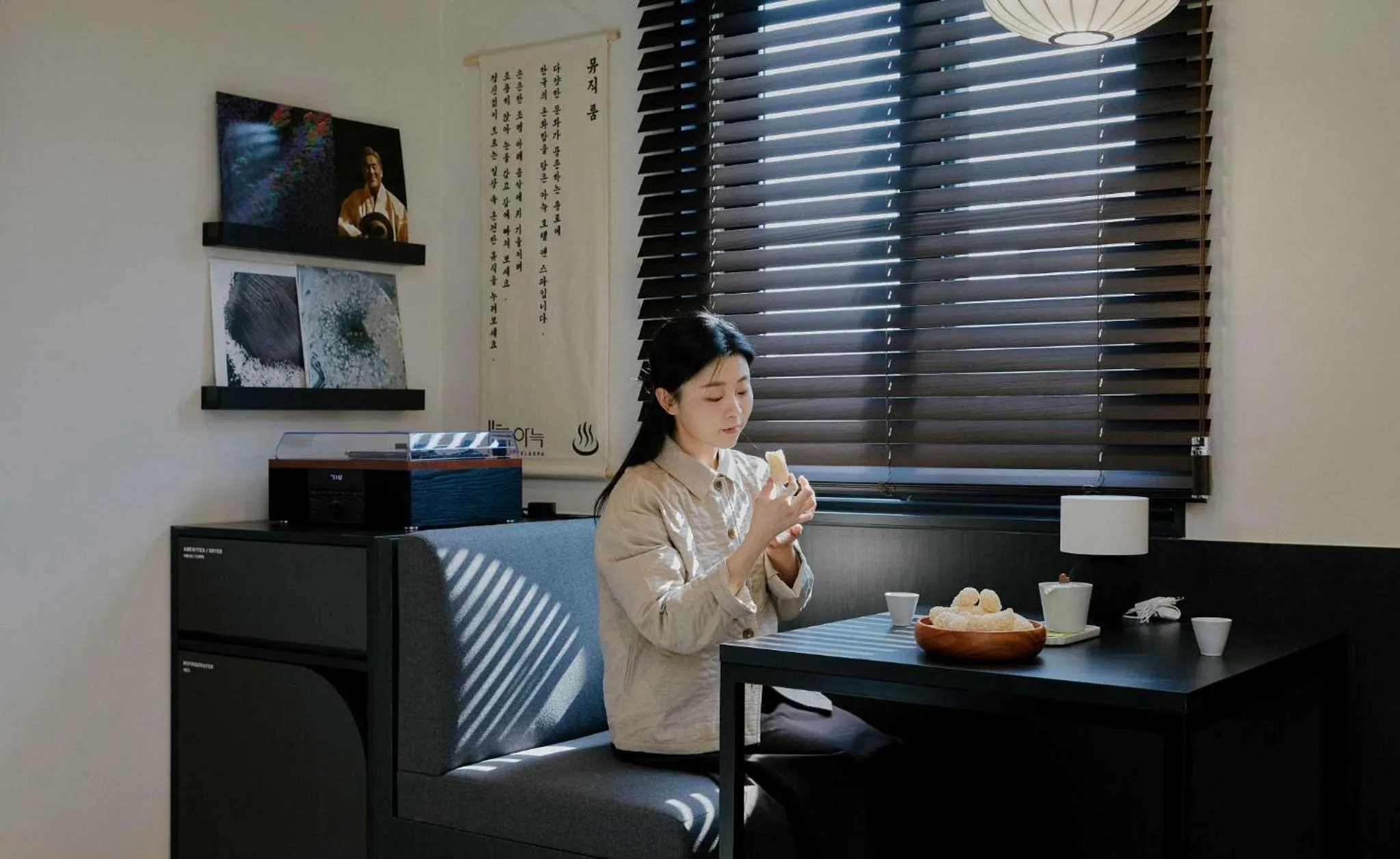 Seating area in Anook Hotel and Spa Jongno Unni