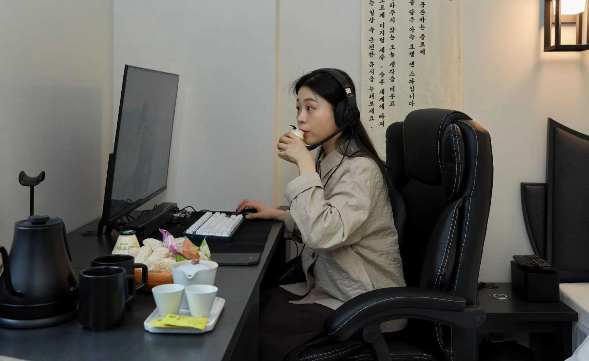 People in Aank Hotel and Spa Jongno Unni