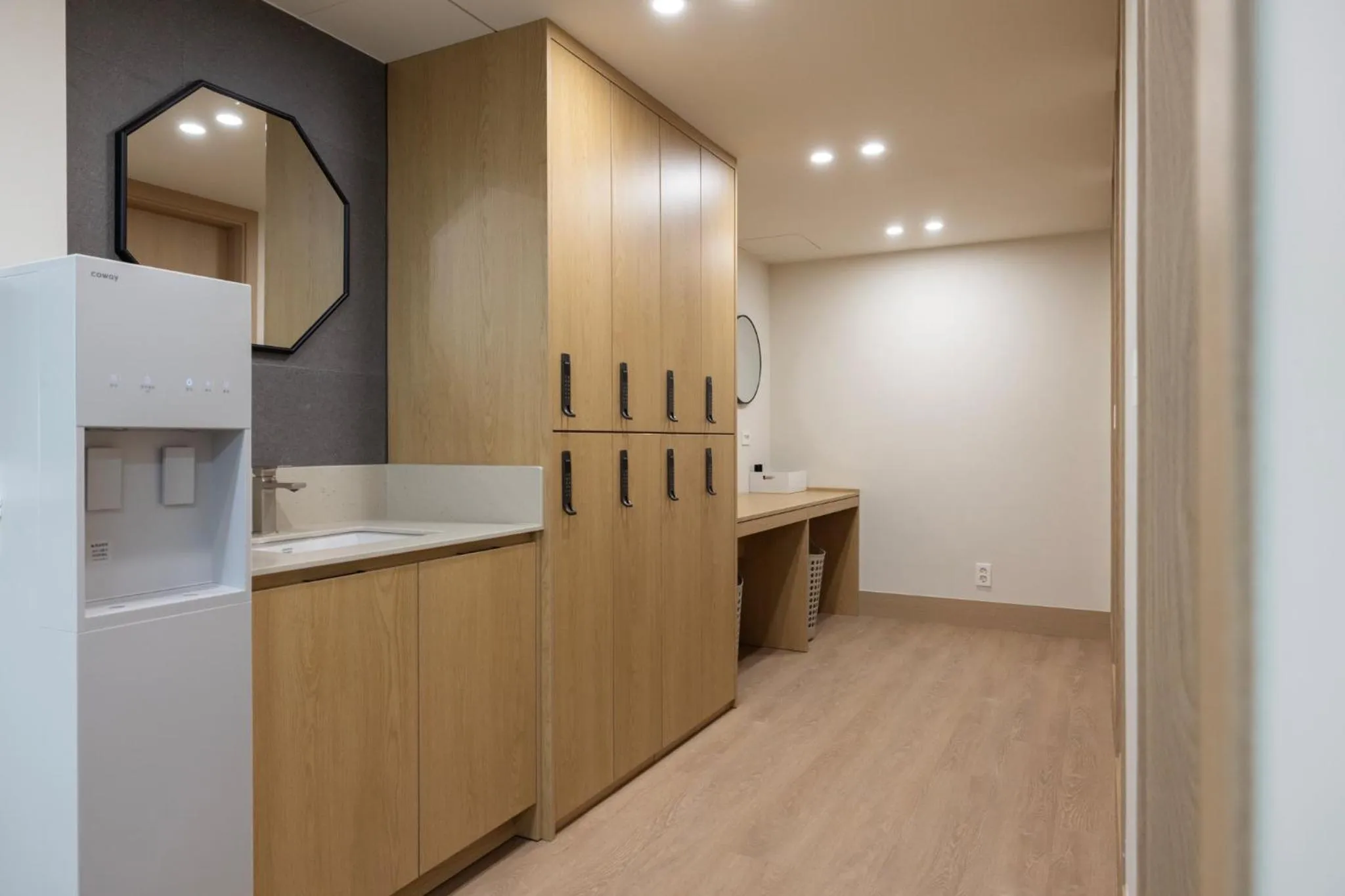 Fitness centre/facilities in Anook Hotel and Spa Jongno Unni