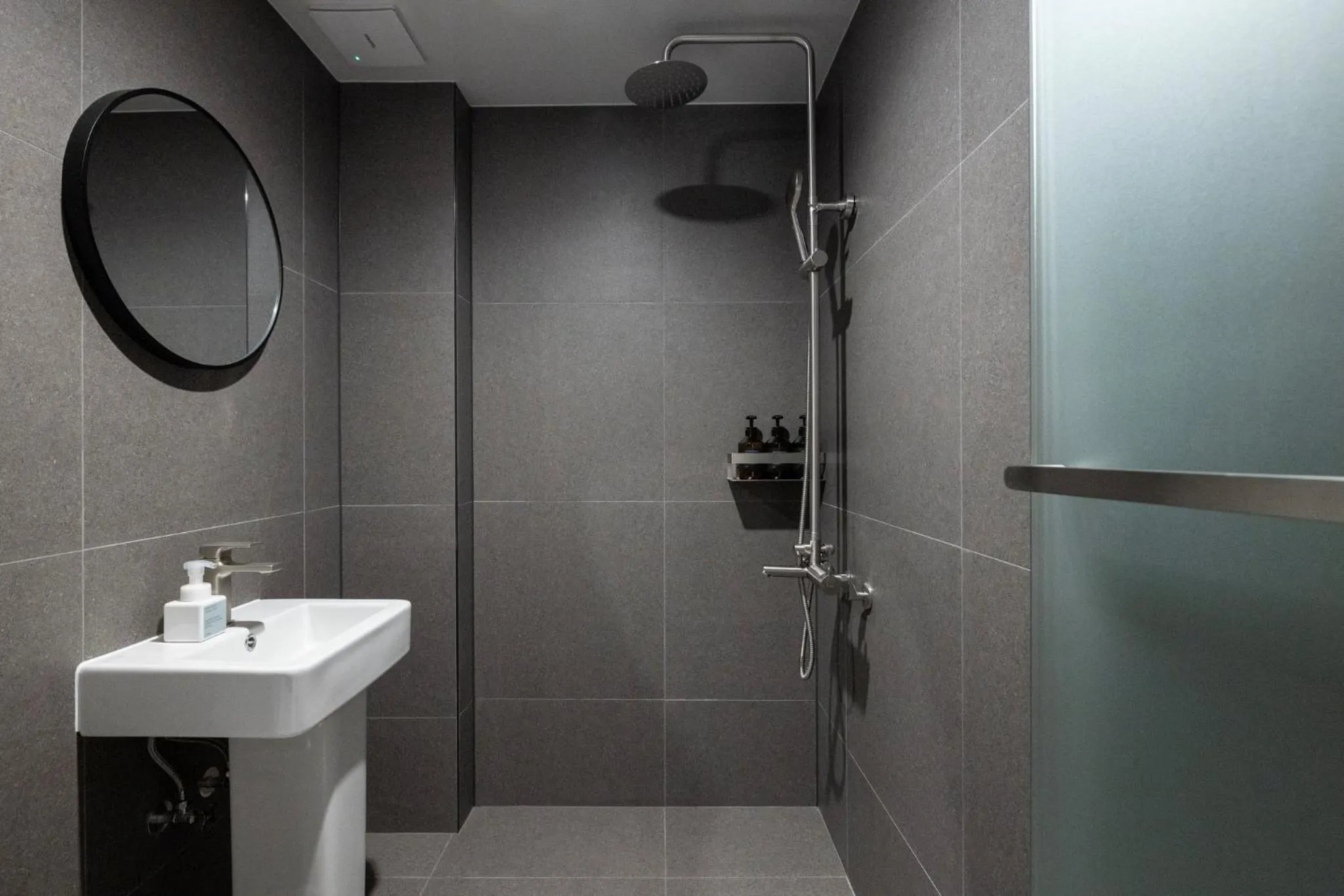 Bathroom in Anook Hotel and Spa Jongno Unni