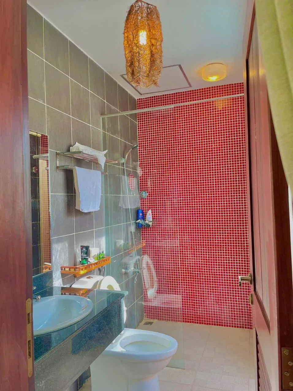 Bathroom in Melon Resort & Pickleball Club Mũi Né