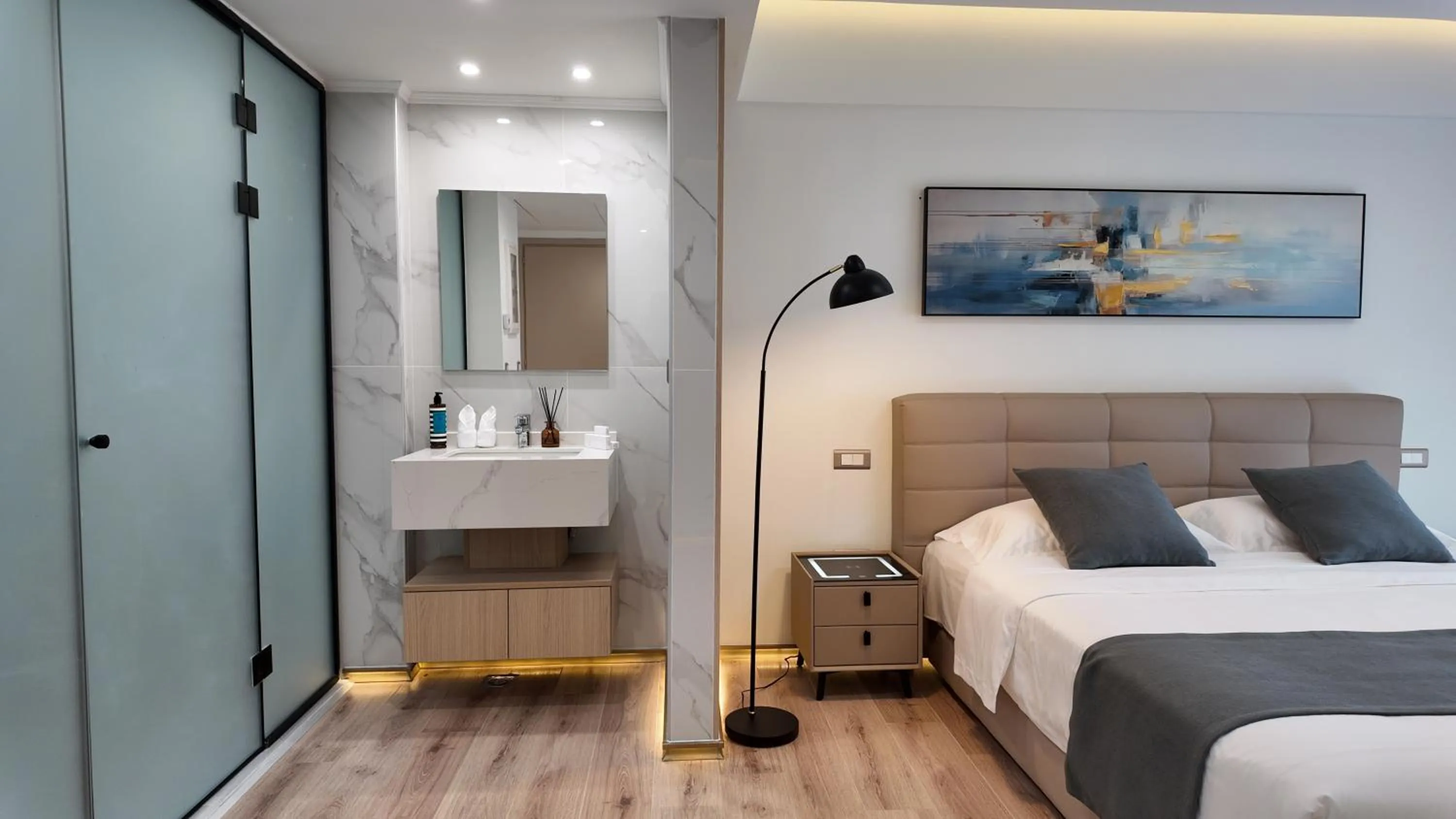 Bedroom, Bed in CC LUX Suites in Piraeus Port