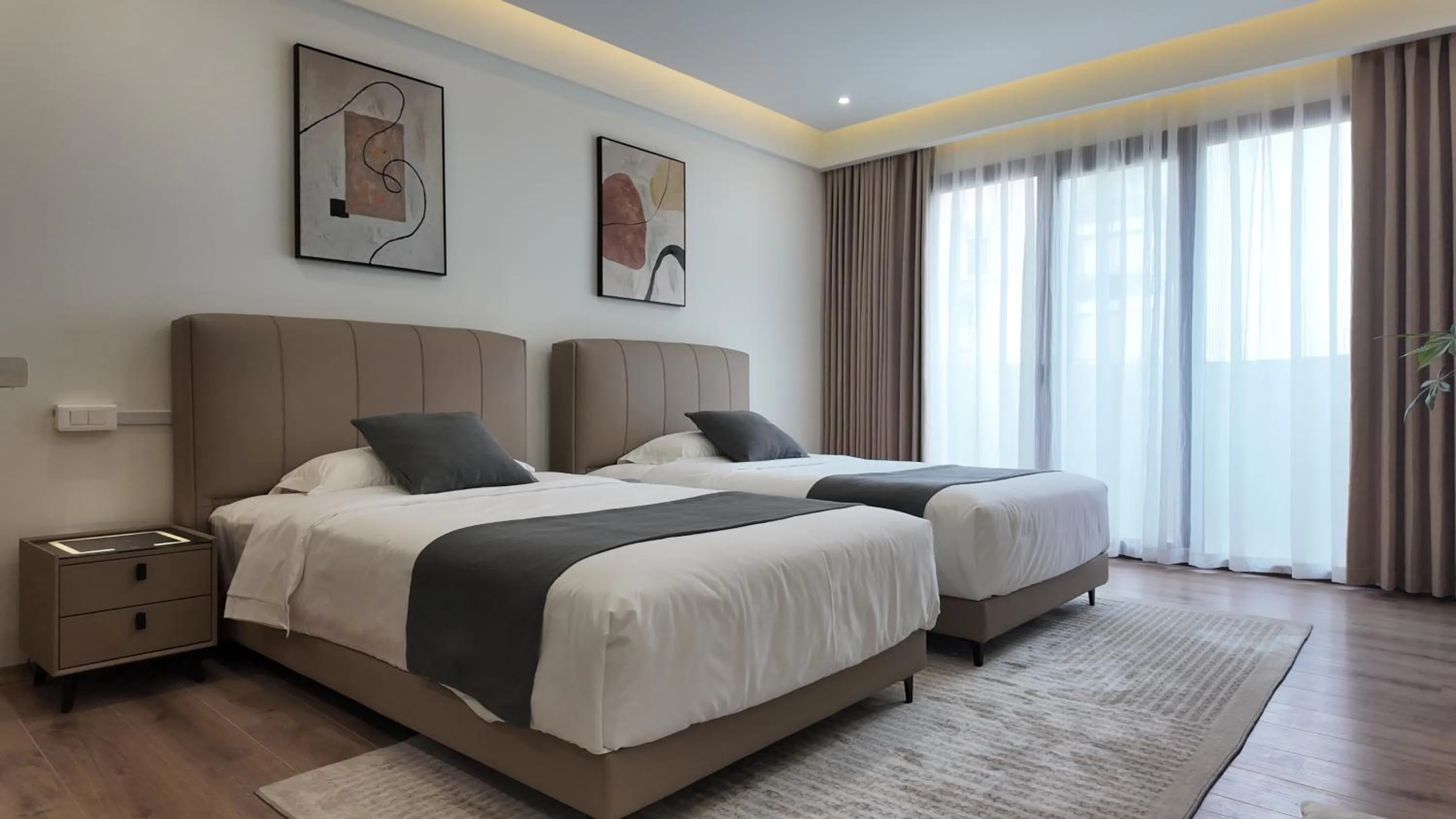 Bed in CC LUX Suites in Piraeus Port