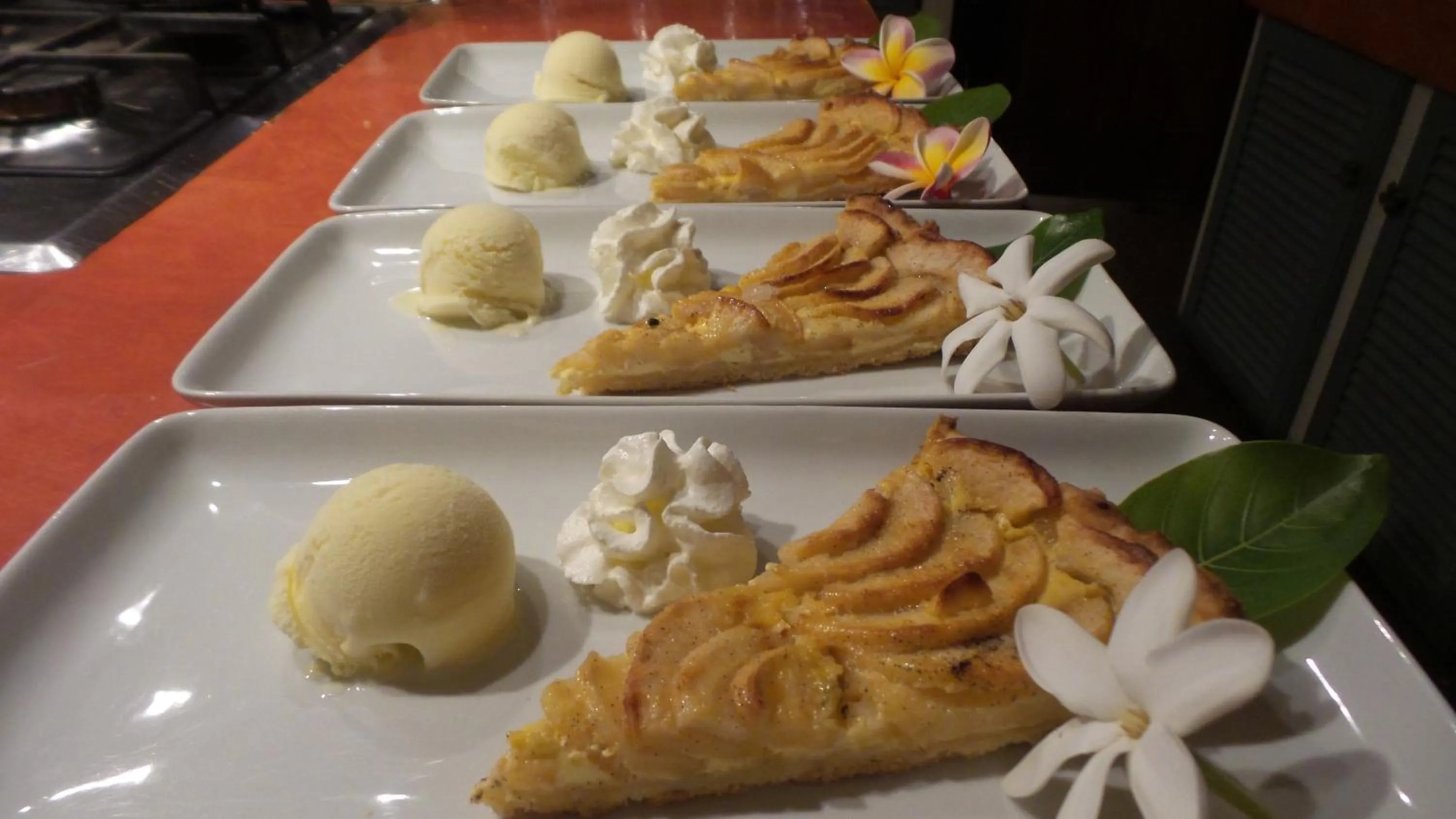 Meals in Green Lodge Moorea