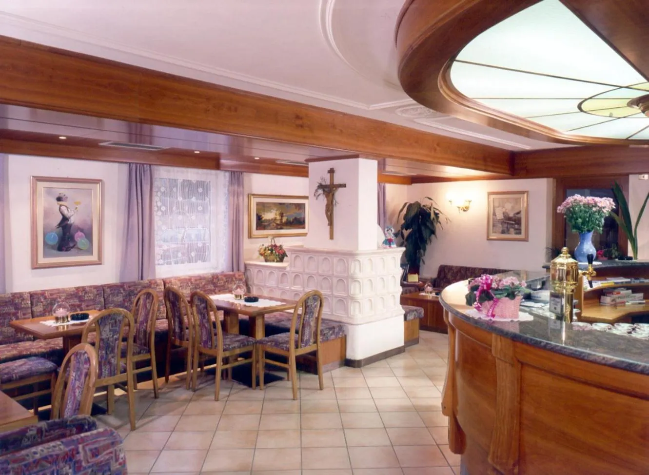 Restaurant/places to eat in Hotel Villa Mozart