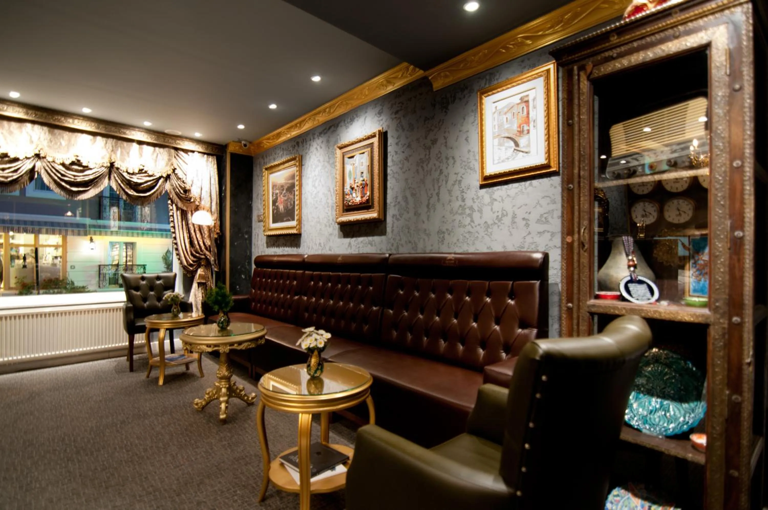 Lobby or reception in Grand Ambiance Hotel