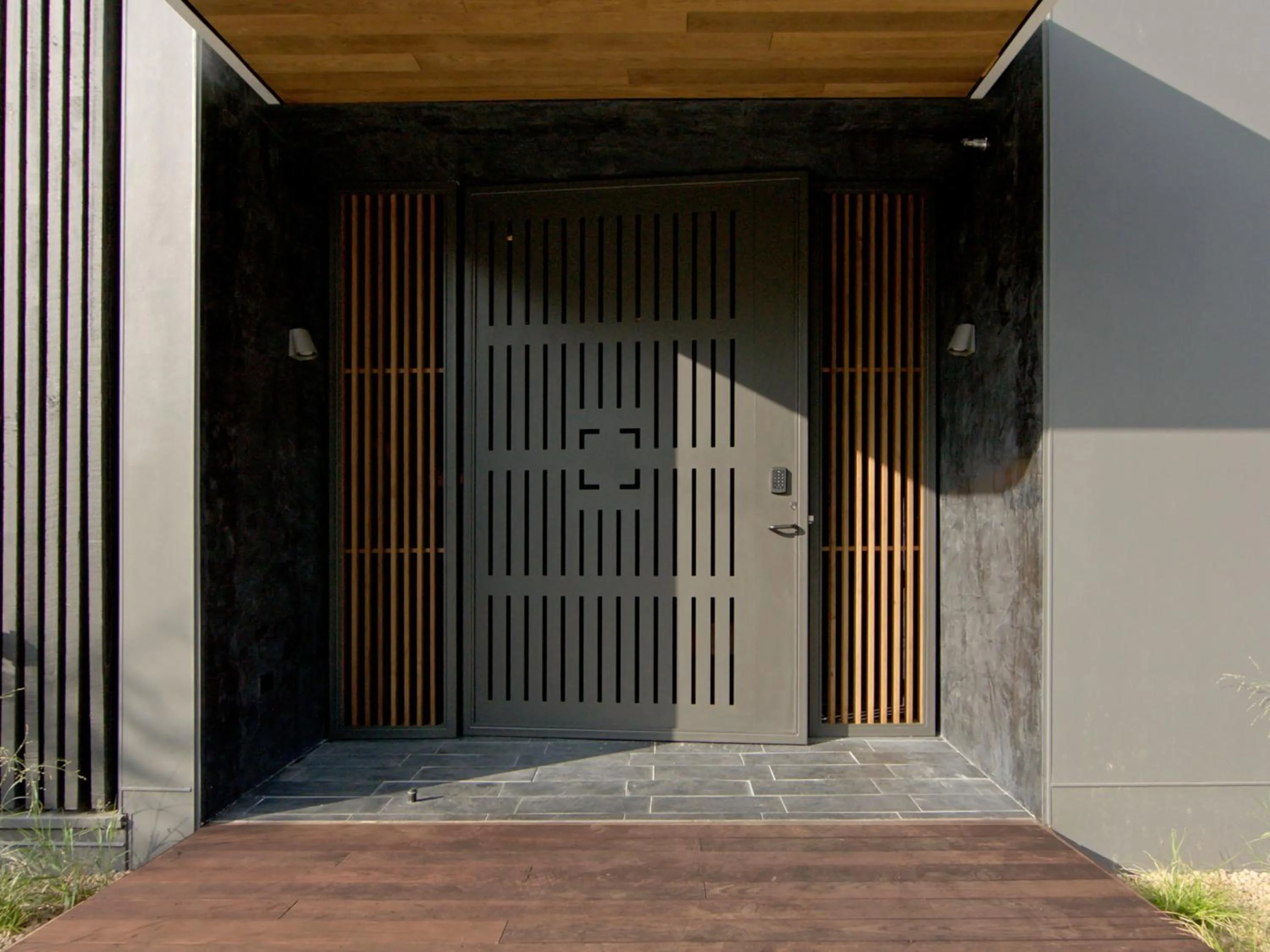 Property building in Frame Hotel - SoCo