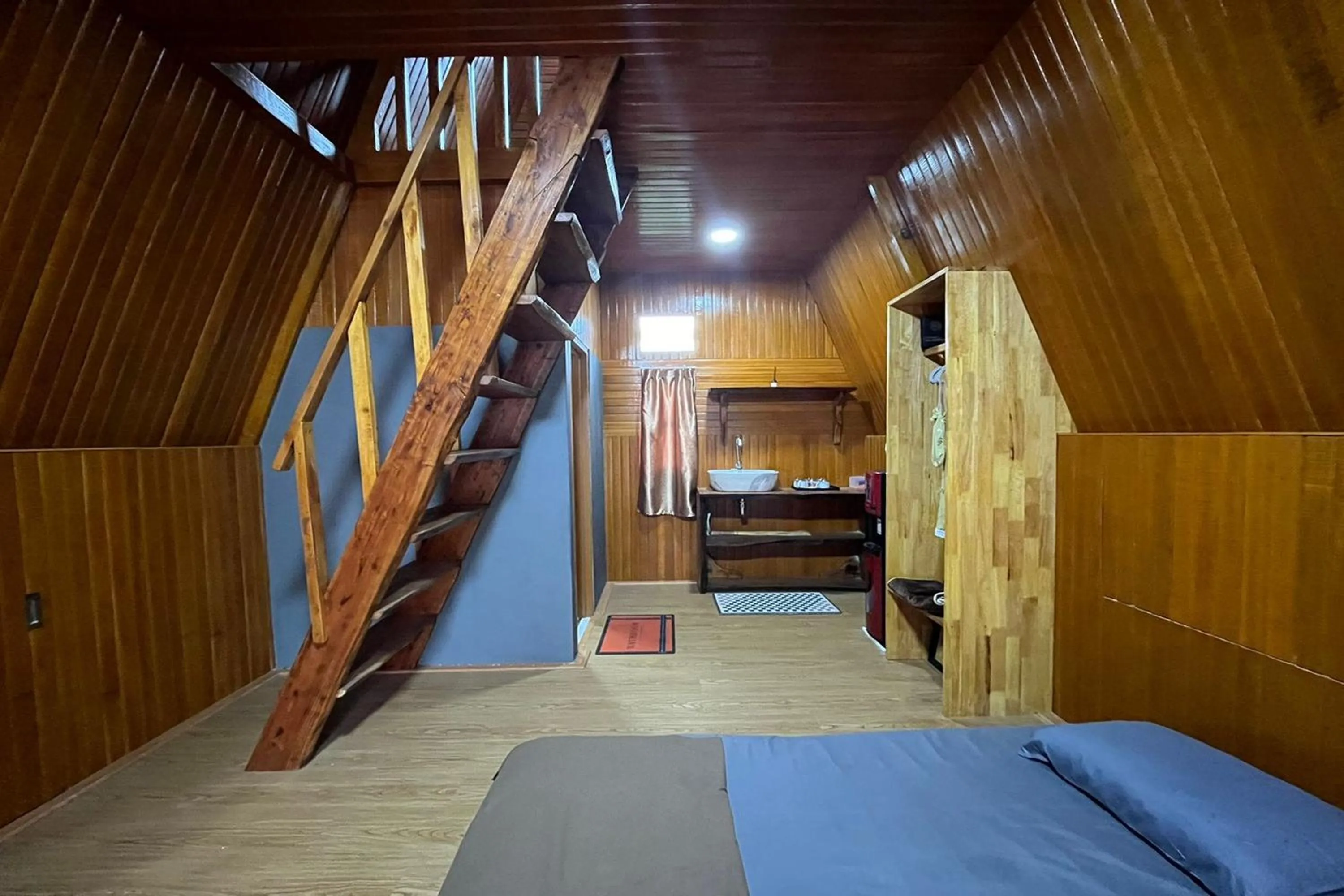 Bedroom, Bed in Villa Tapian Banda
