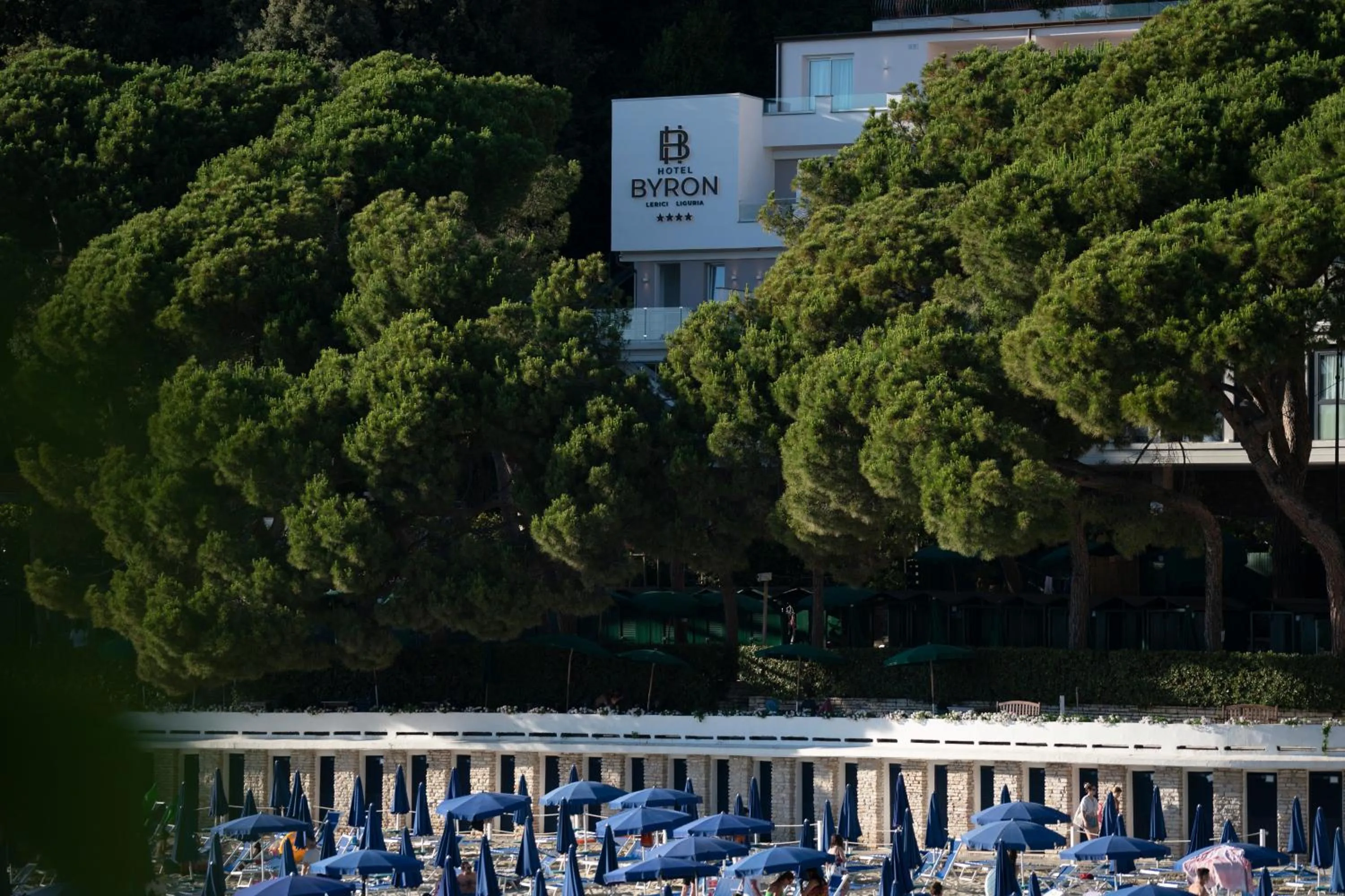 Facade/entrance in Hotel Byron
