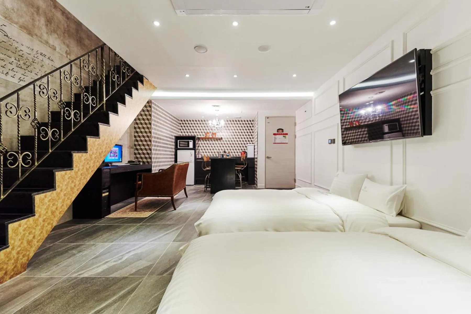 Bed in Hotel The Class