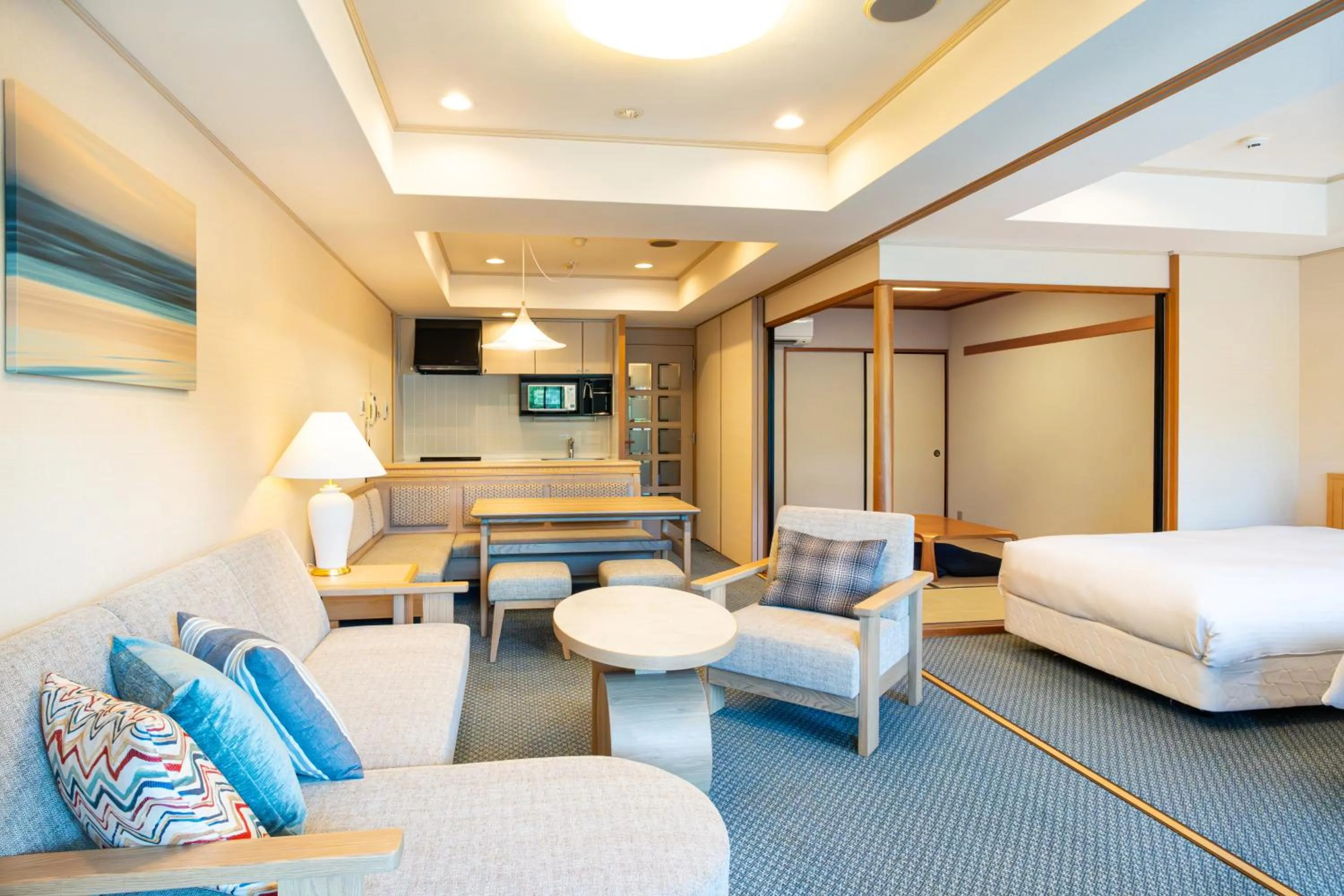 Photo of the whole room, Bed in Seagaia Forest Condominiums