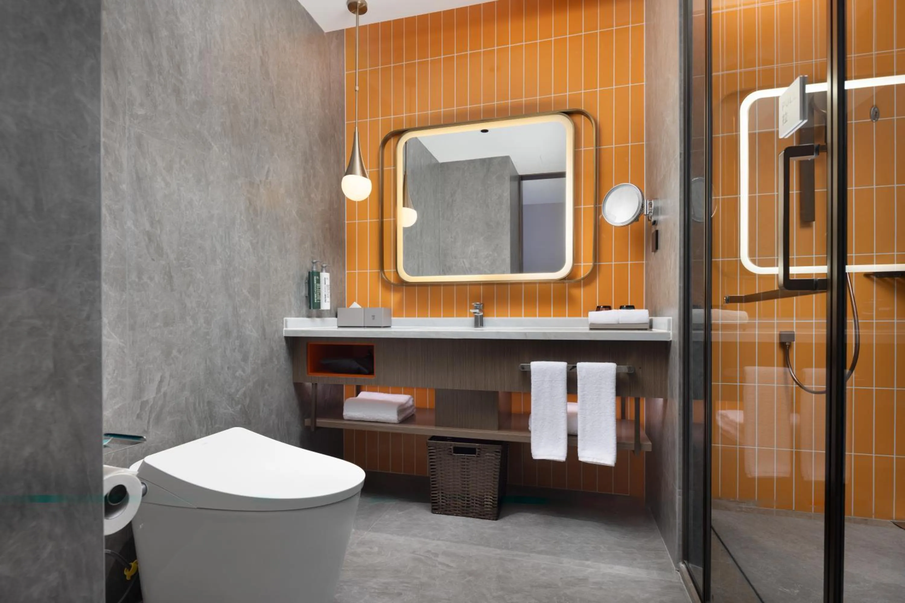 Toilet in Home2 Suite by Hilton Yiwu World Trade Center