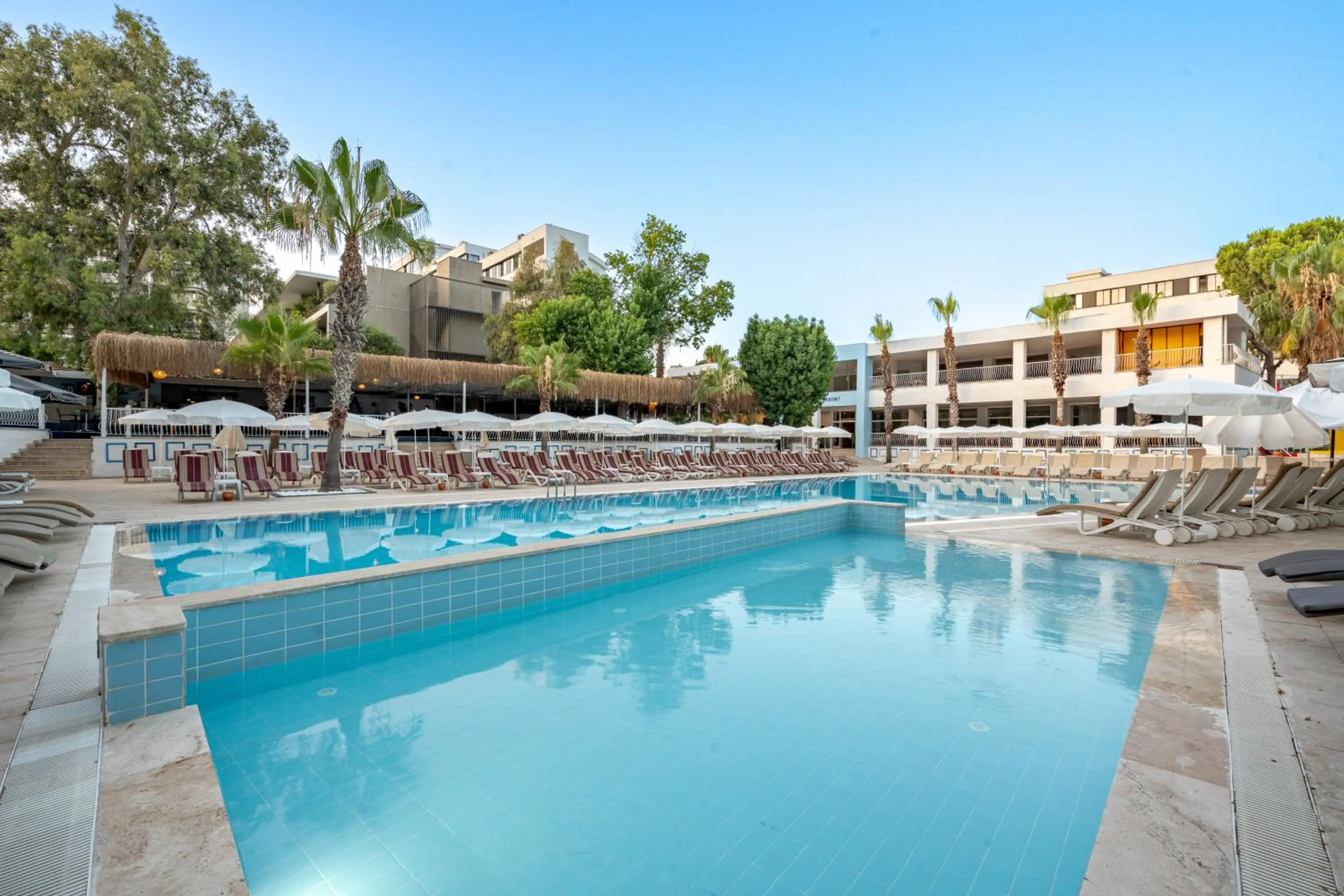 Property building in Side Nusso Beach Club - All Inclusive