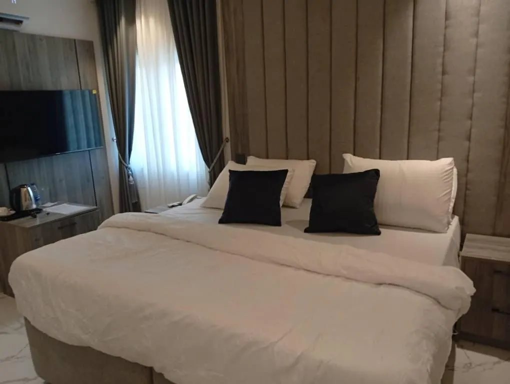 Calico Hotel and Suites, Abuja