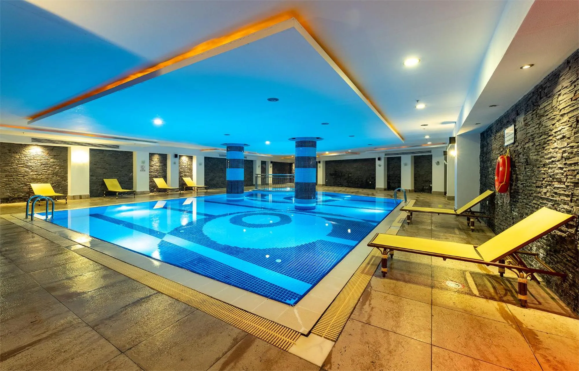Swimming pool in Viking Star Hotel