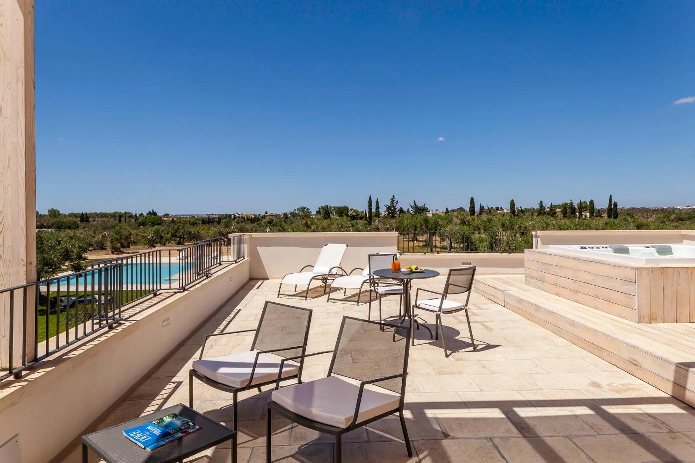 Pool view in Tenuta Monticelli Bio Relais