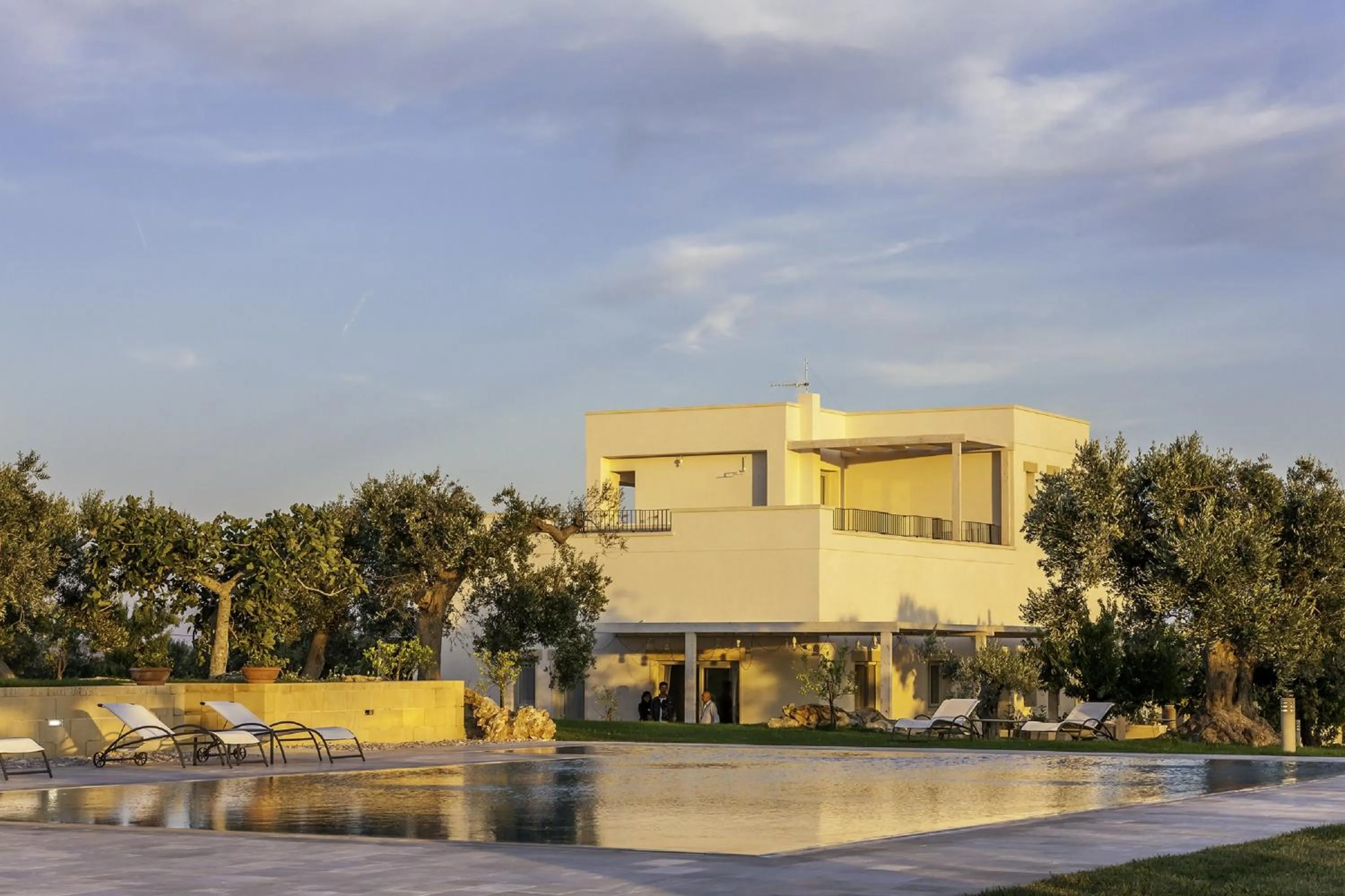 Swimming pool in Tenuta Monticelli Bio Relais