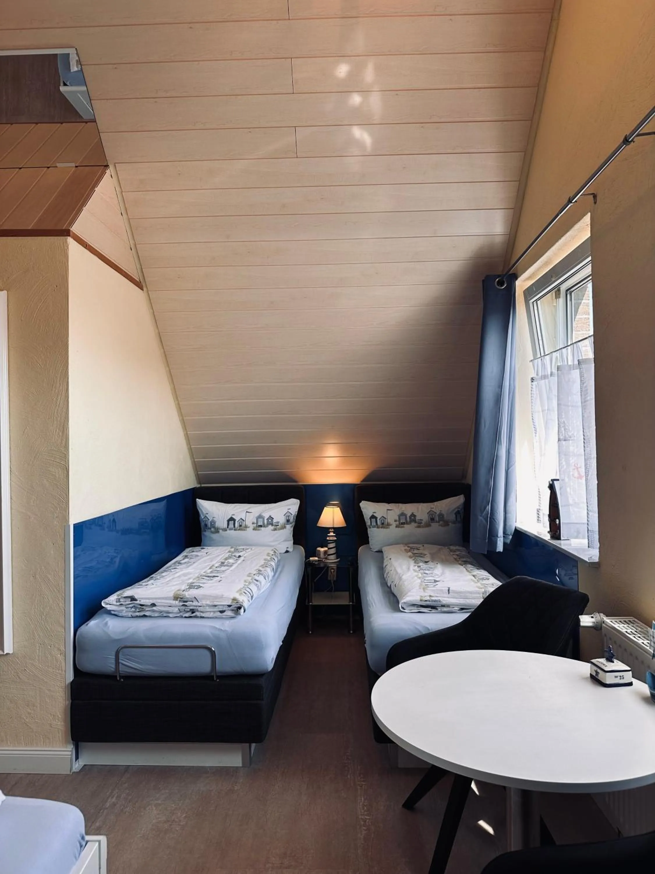 Bed in Hotel Drostenhof garni