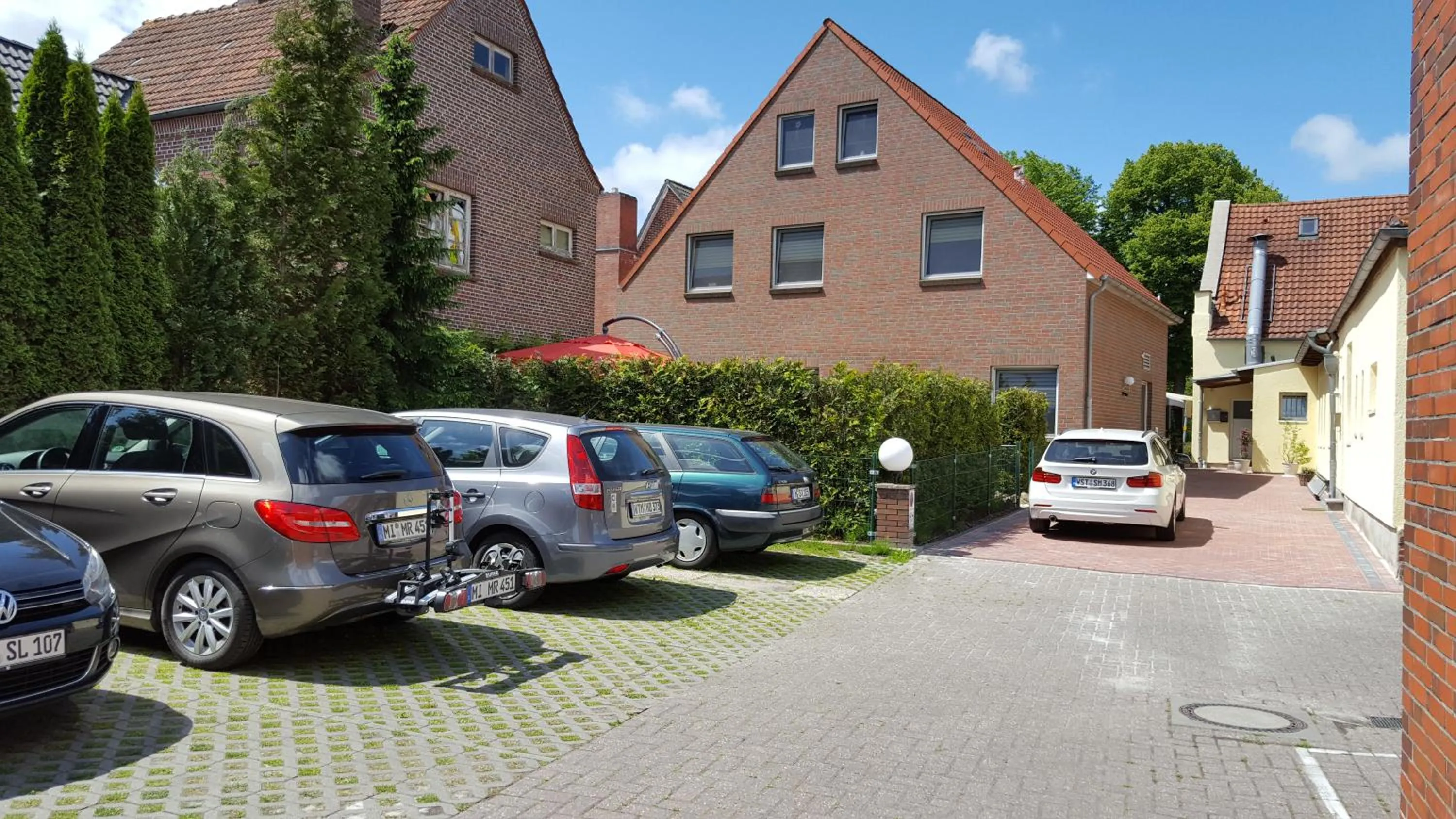 Patio in Hotel Drostenhof garni