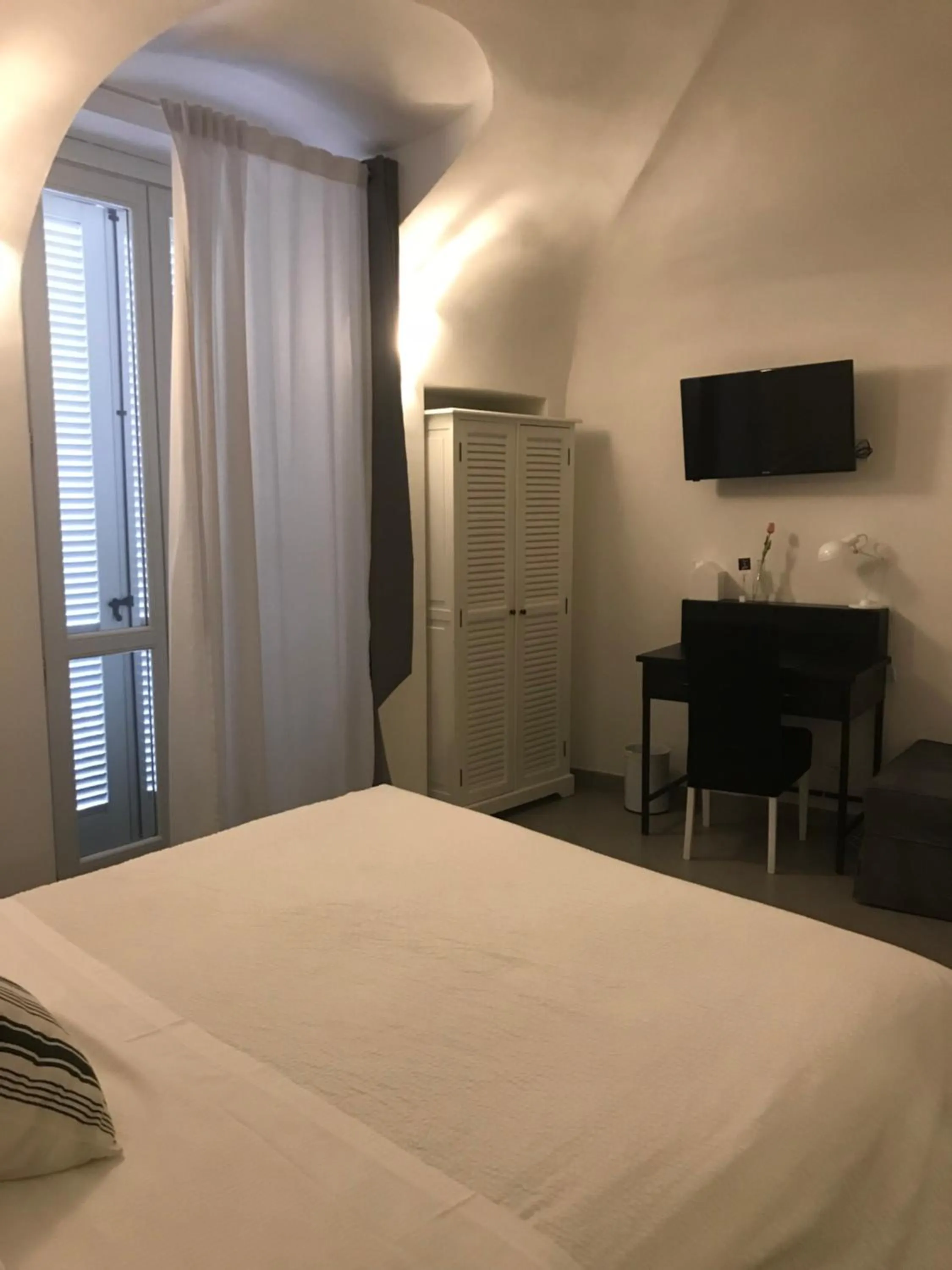 TV and multimedia, Bed in La Terrazza Vercelli Bed & Charme