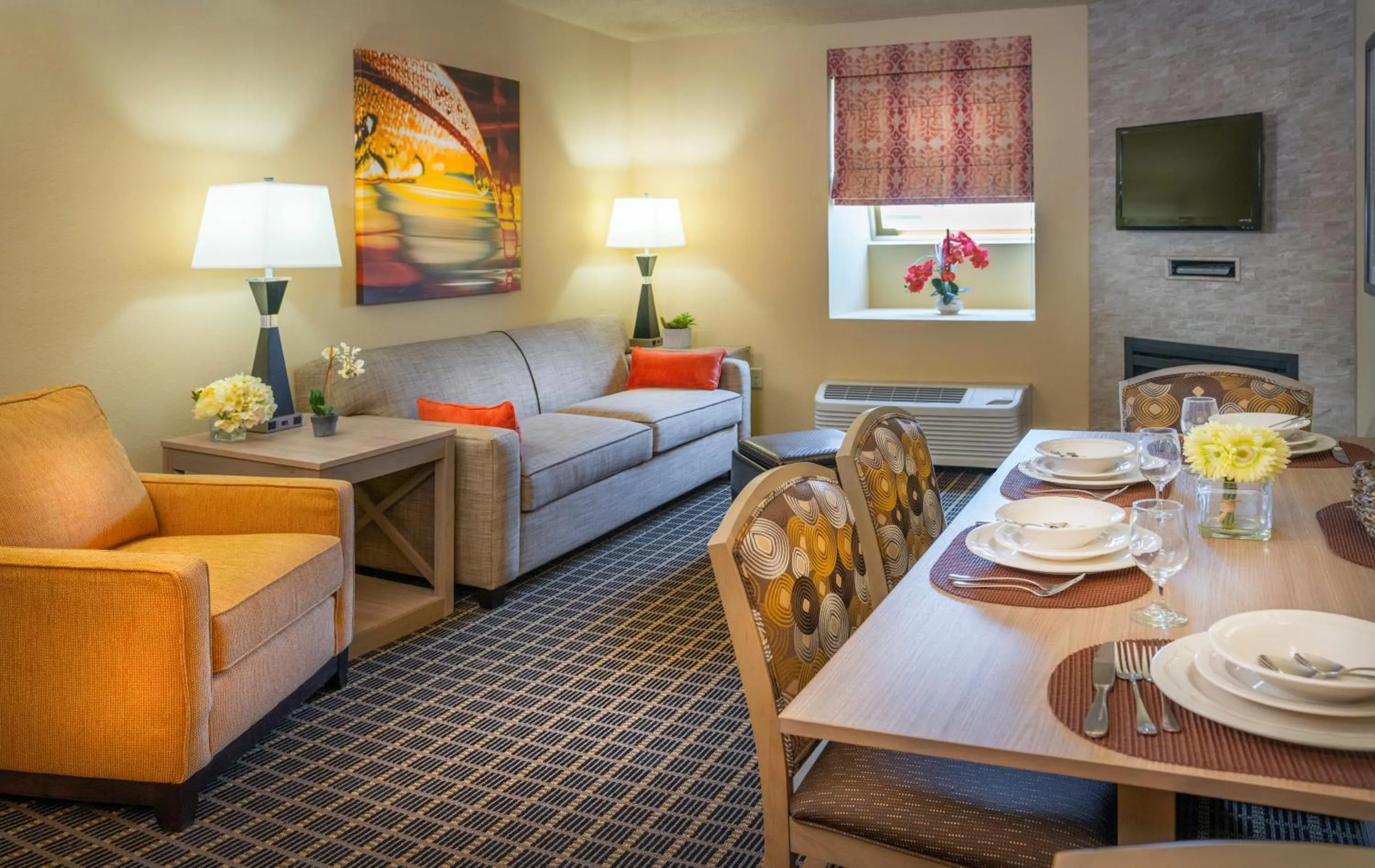 Living room, Bed in Patriots Inn