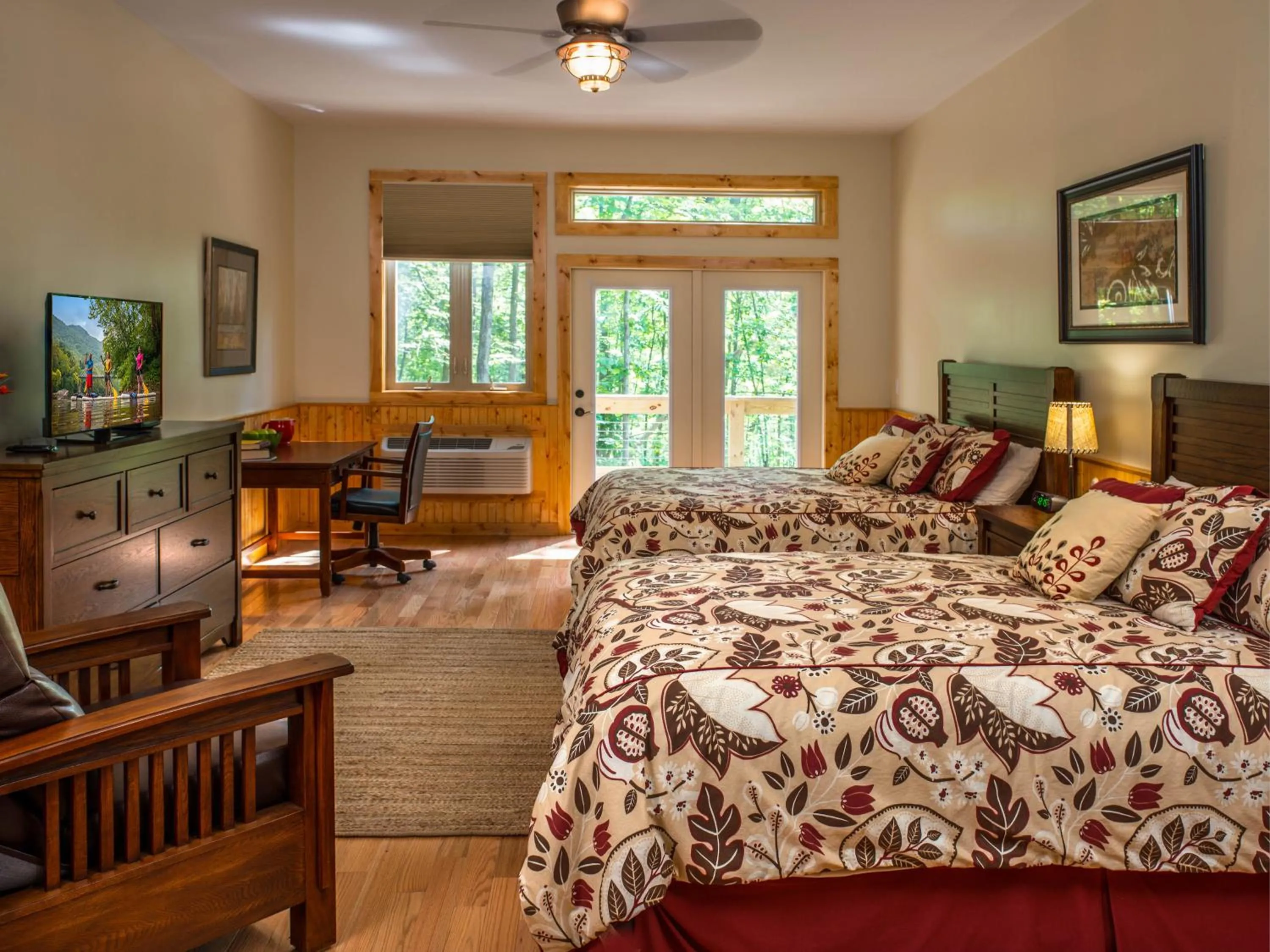 Bed in Adventures on the Gorge