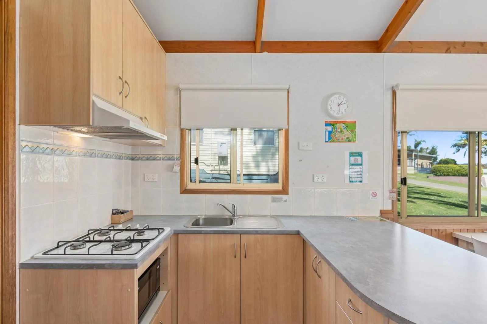 Kitchen or kitchenette in Ingenia Holidays Bermagui