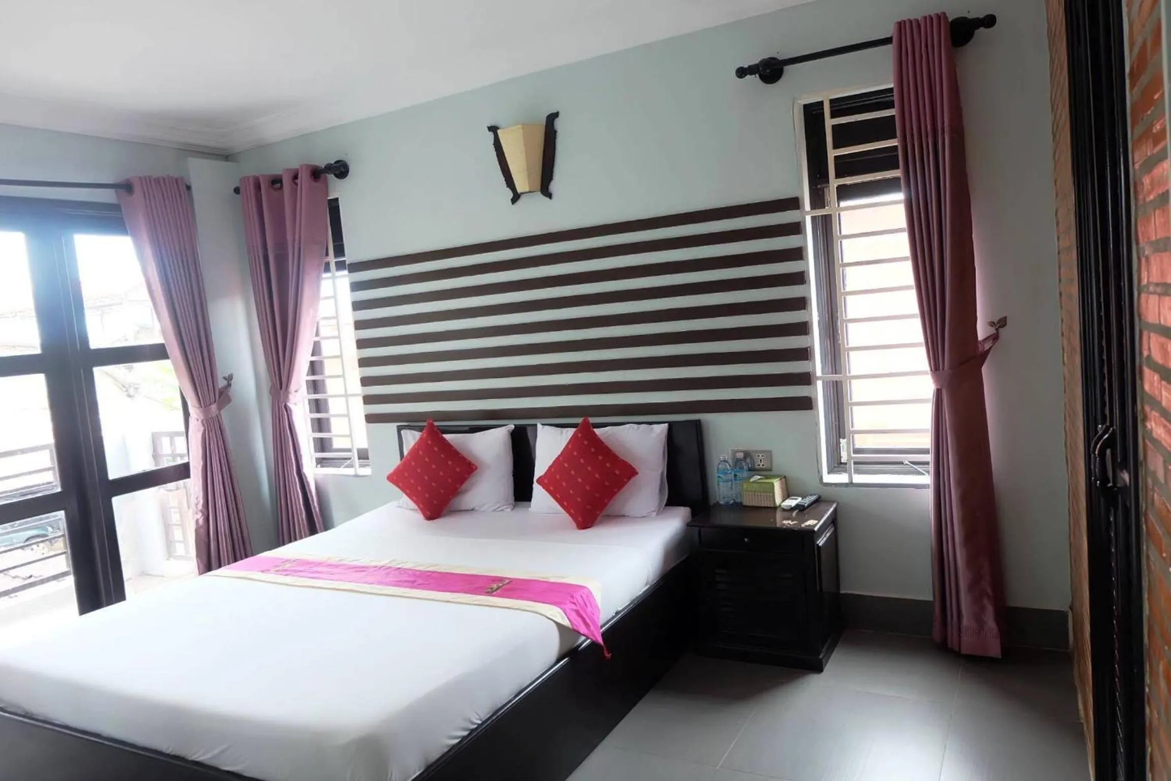 Bedroom, Bed in VIBOLA Guesthouse