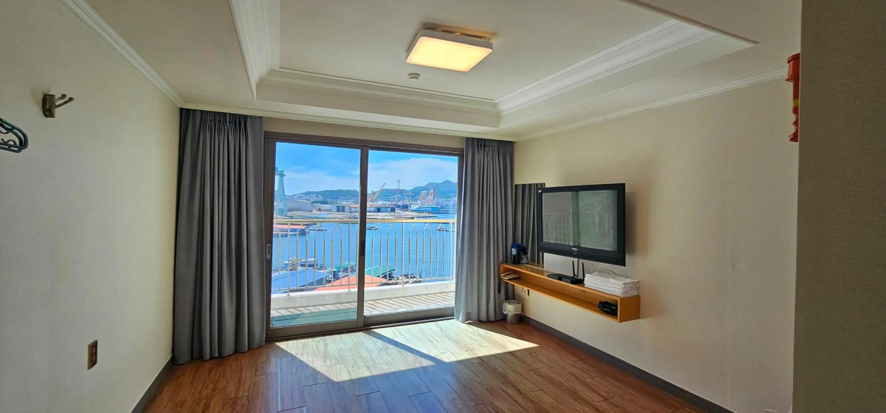 Tongyeong Bay Condo Hotel