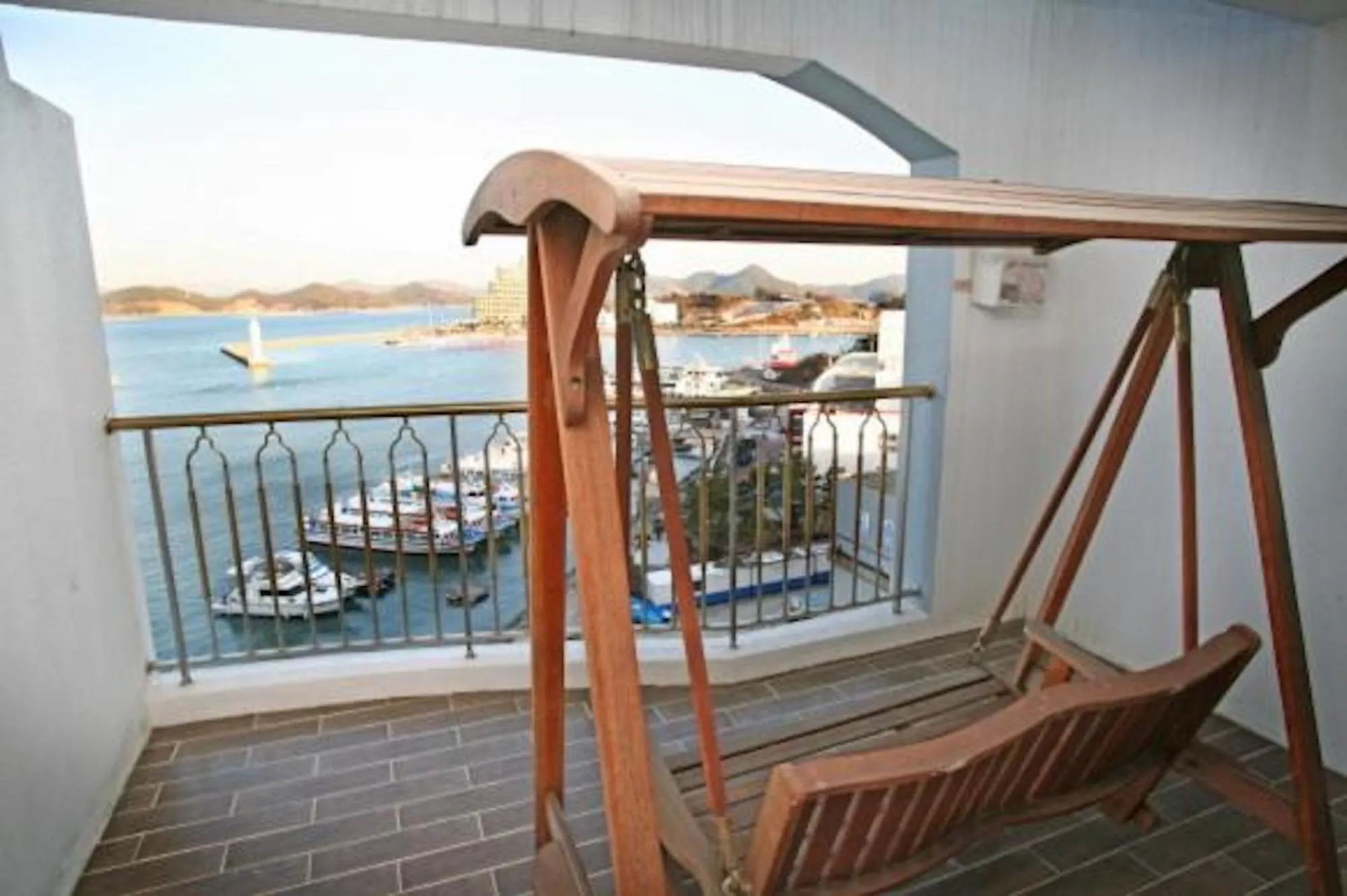 Tongyeong Bay Condo Hotel