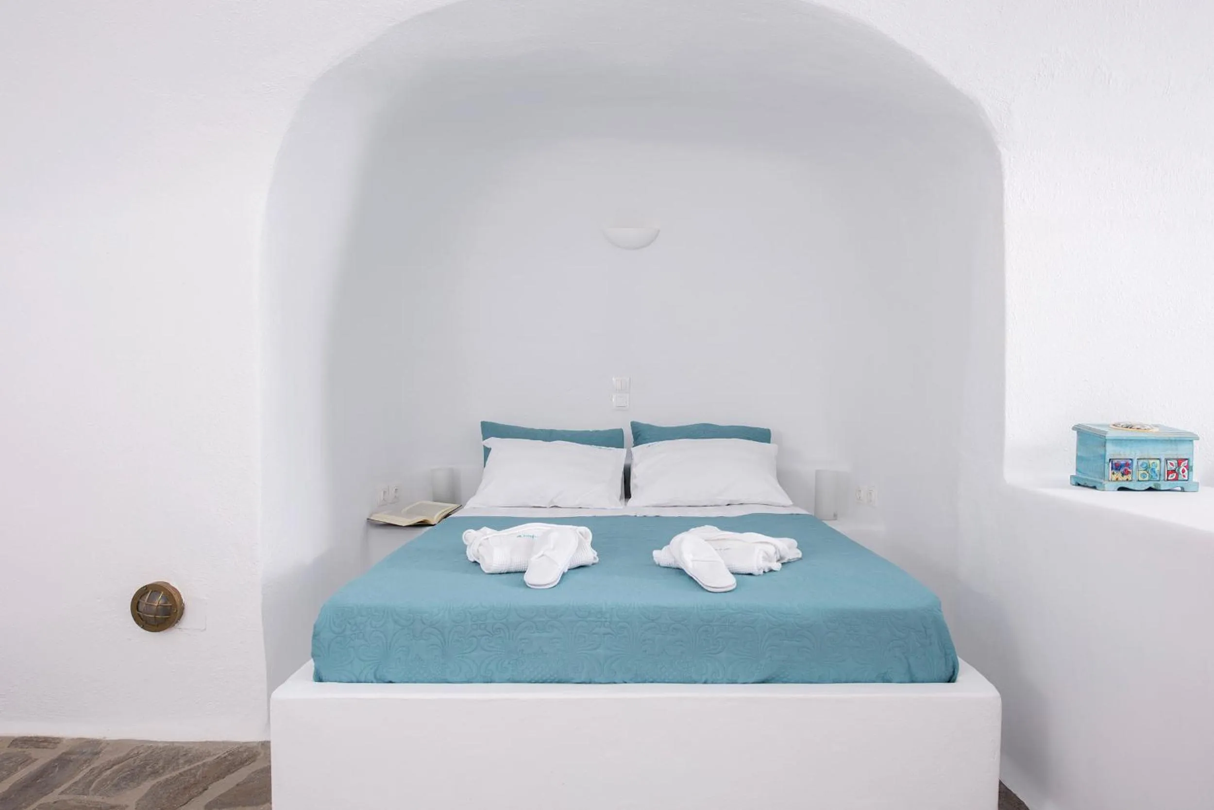 Bedroom in Horizon Aeifos Suites