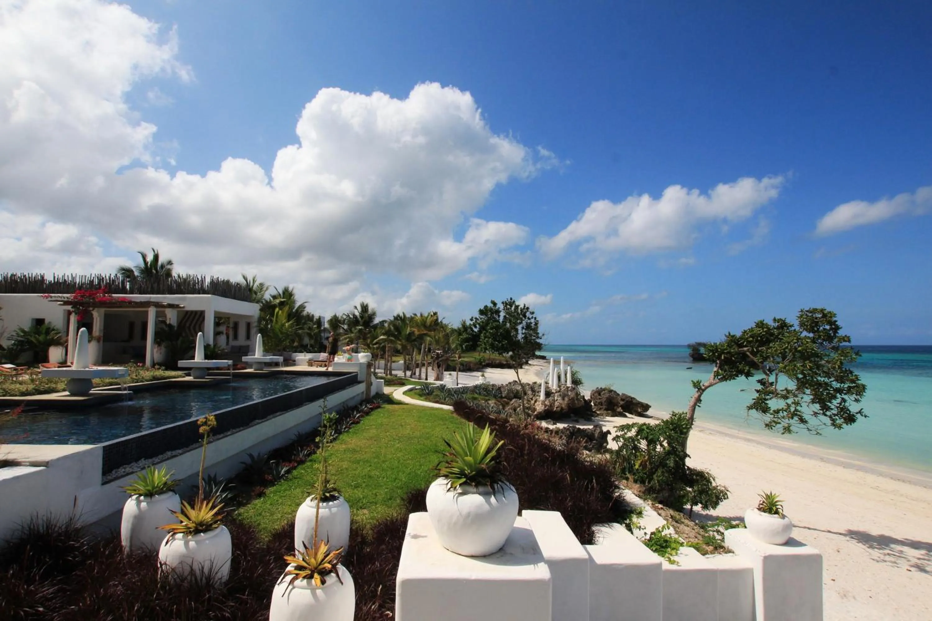 Lounge or bar in The Aiyana Resort & Spa