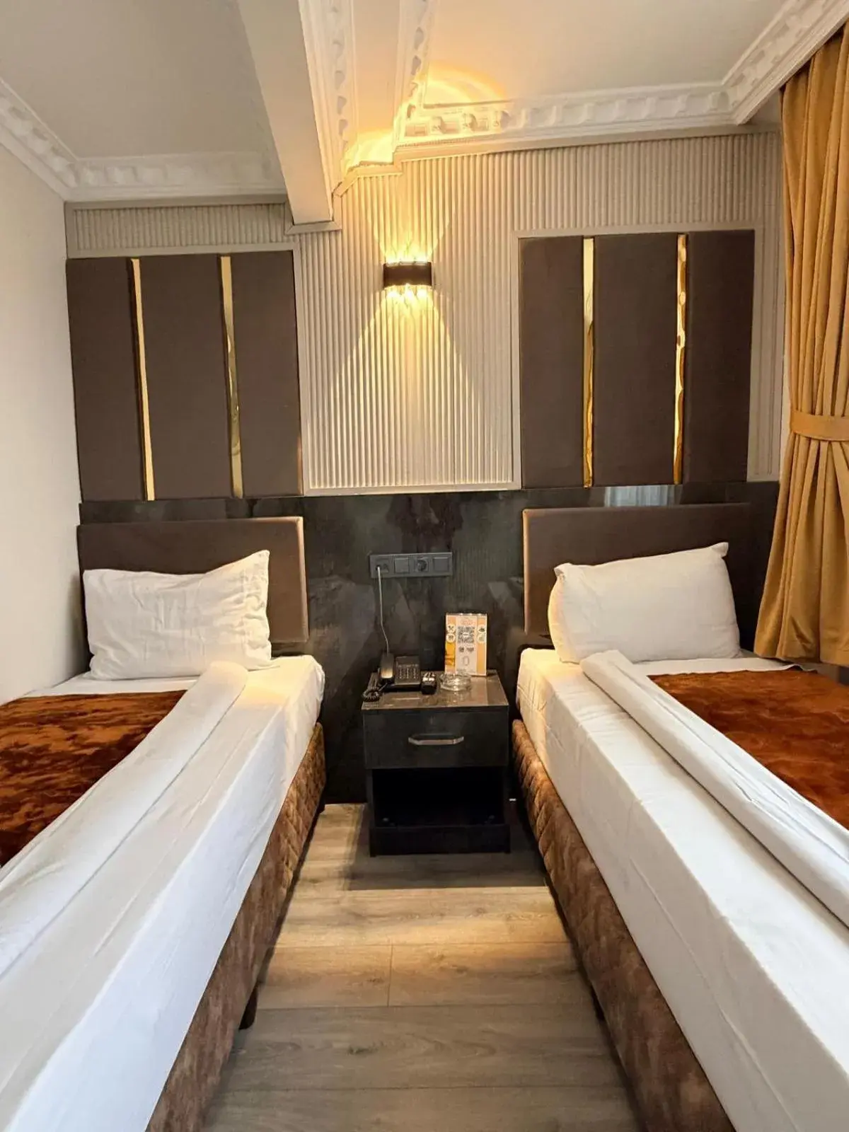 Twin Room with City View in AL KLAS Hotel Twin Room with City View in AL KLAS Hotel