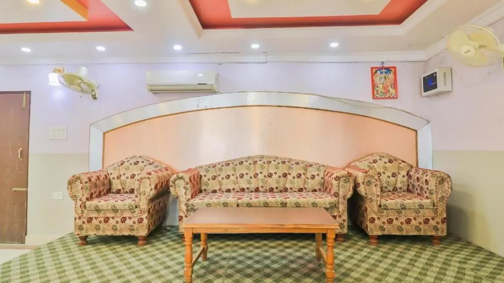 Seating area in Hotel City Star