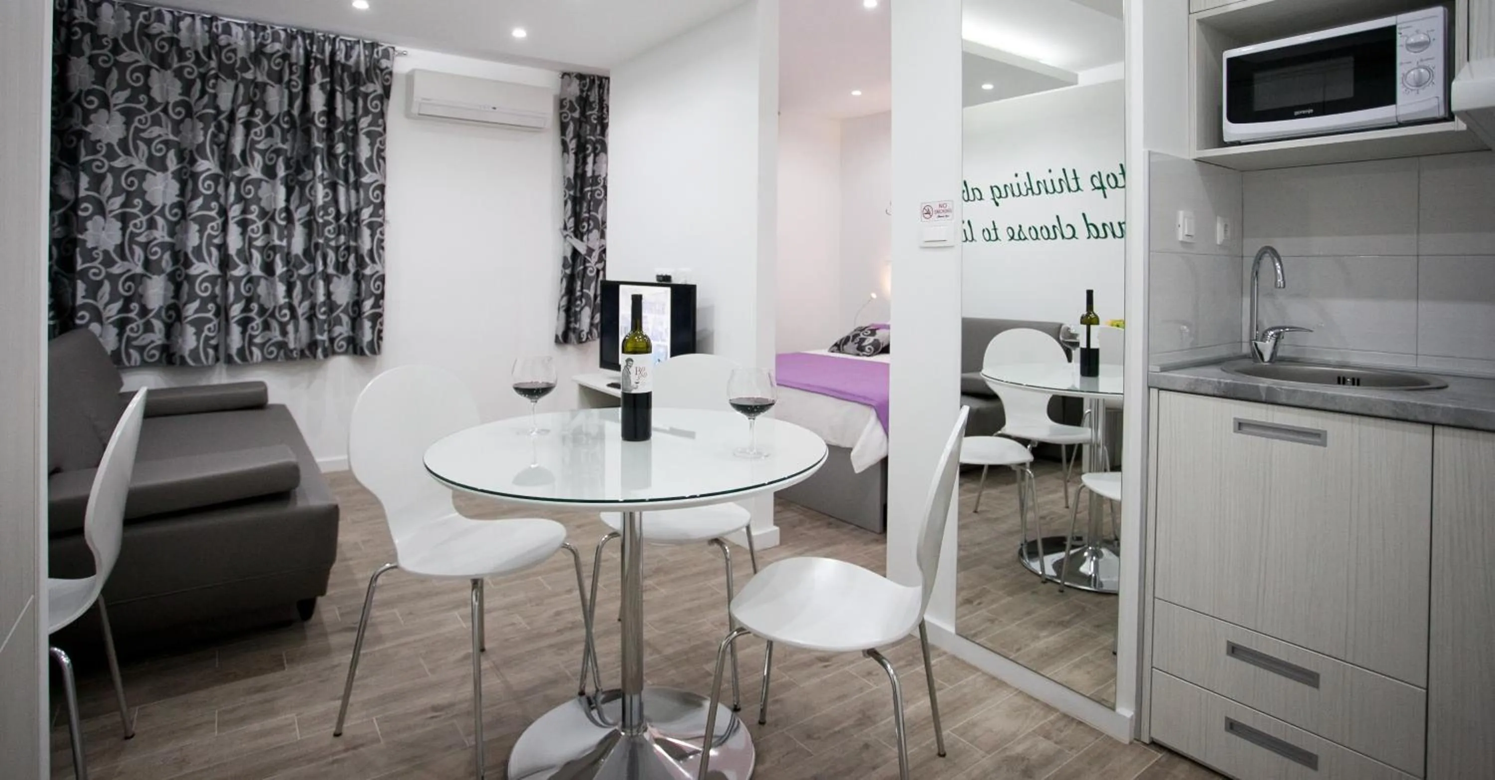 Area and facilities in Apartment 4 You in Split