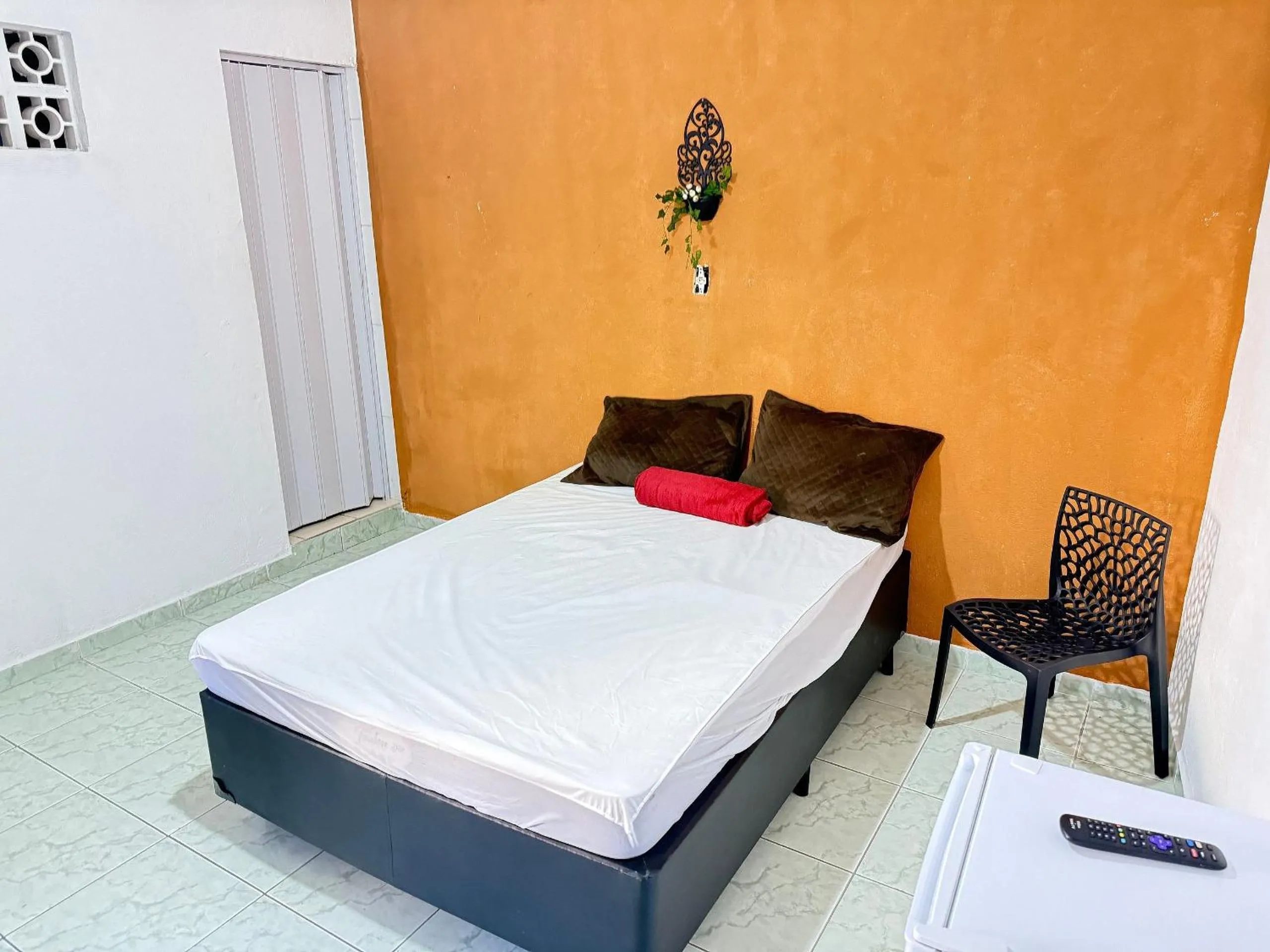 Private suite with Wi-Fi 2 minutes from Aviação beach