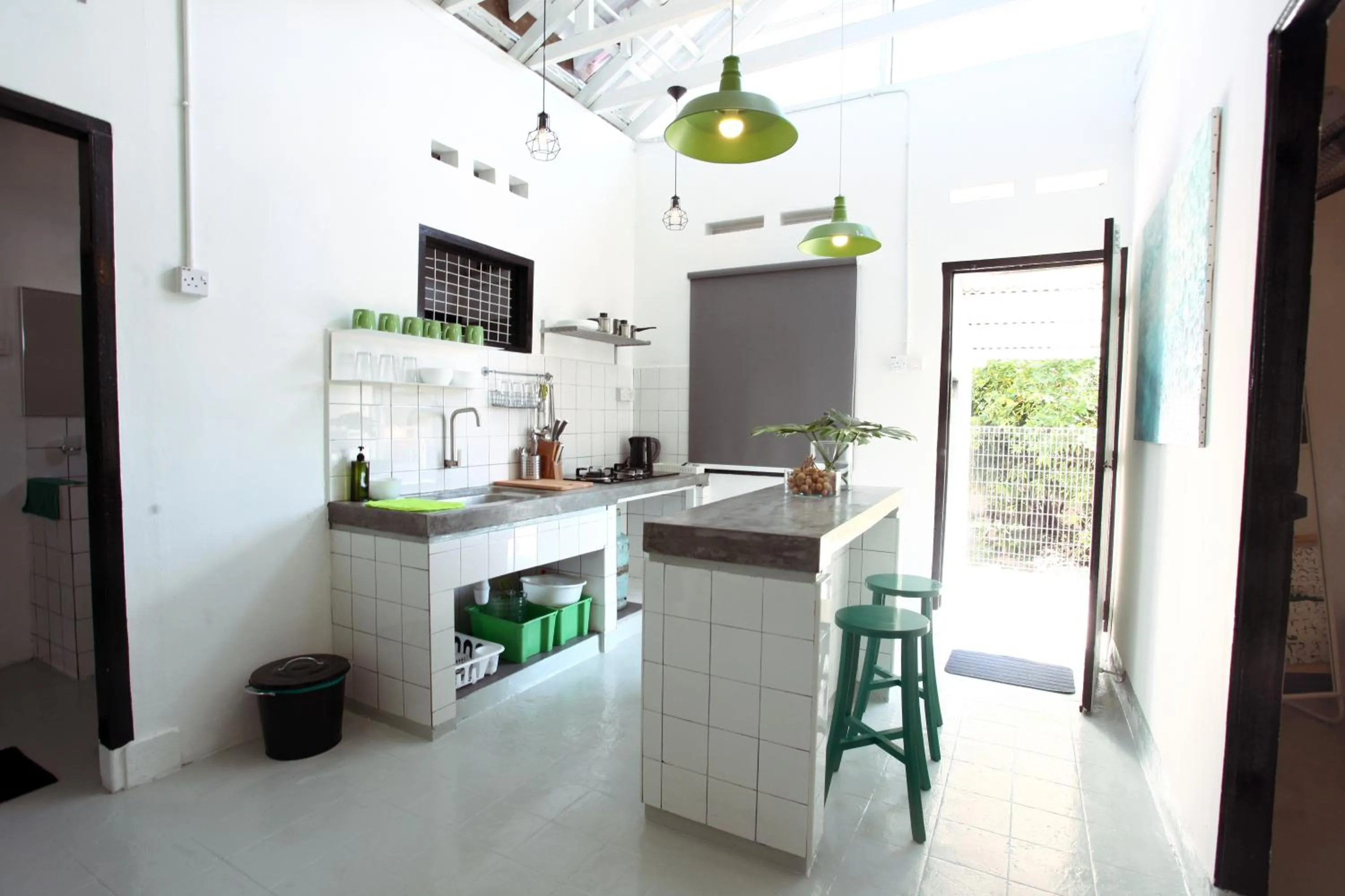 Day in Stay SongSong Mount Erskine