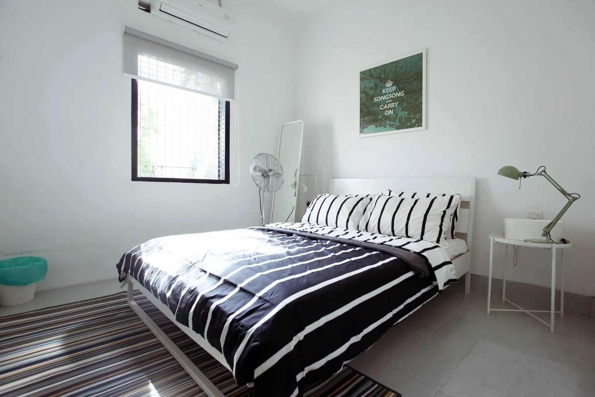 Bed in Stay SongSong Mount Erskine