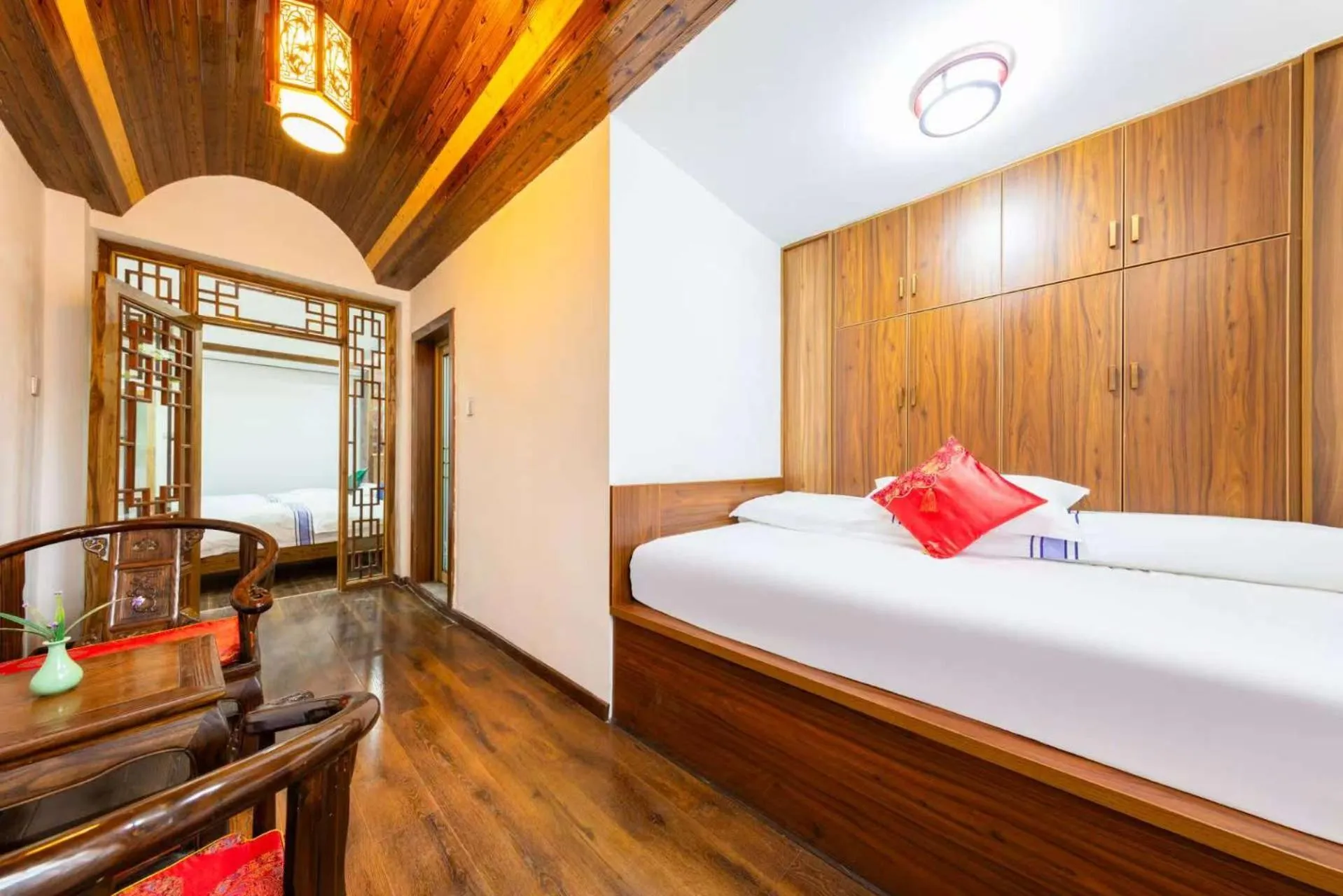 Bedroom, Bed in Hotel California Zhangjiajie