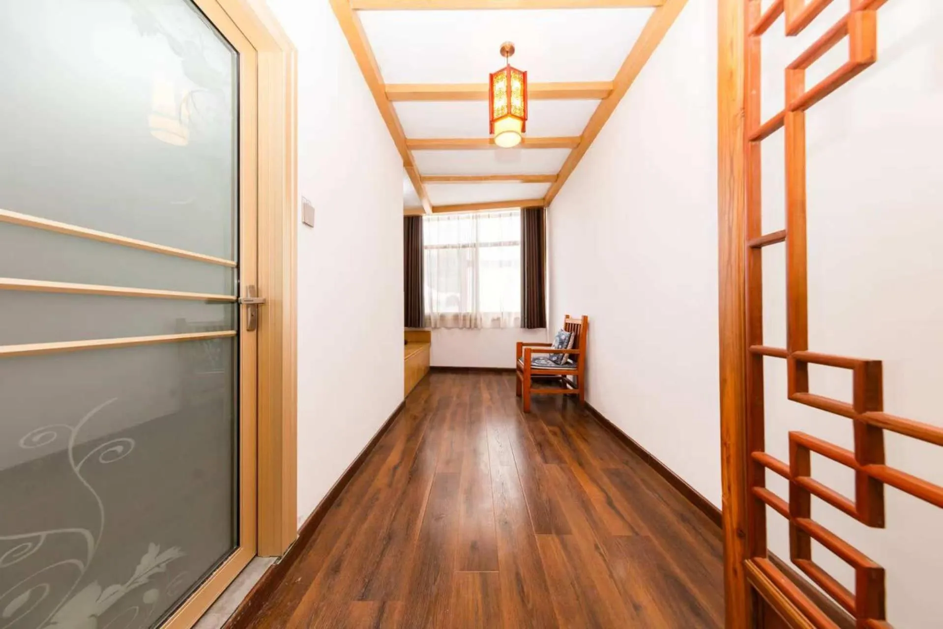 Balcony/Terrace in Hotel California Zhangjiajie