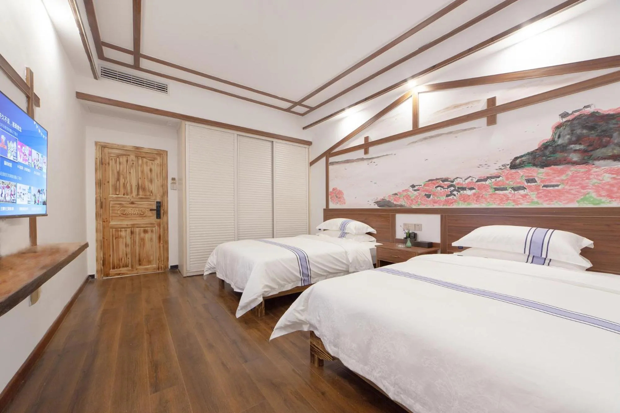 Bedroom, Bed in Hotel California Zhangjiajie