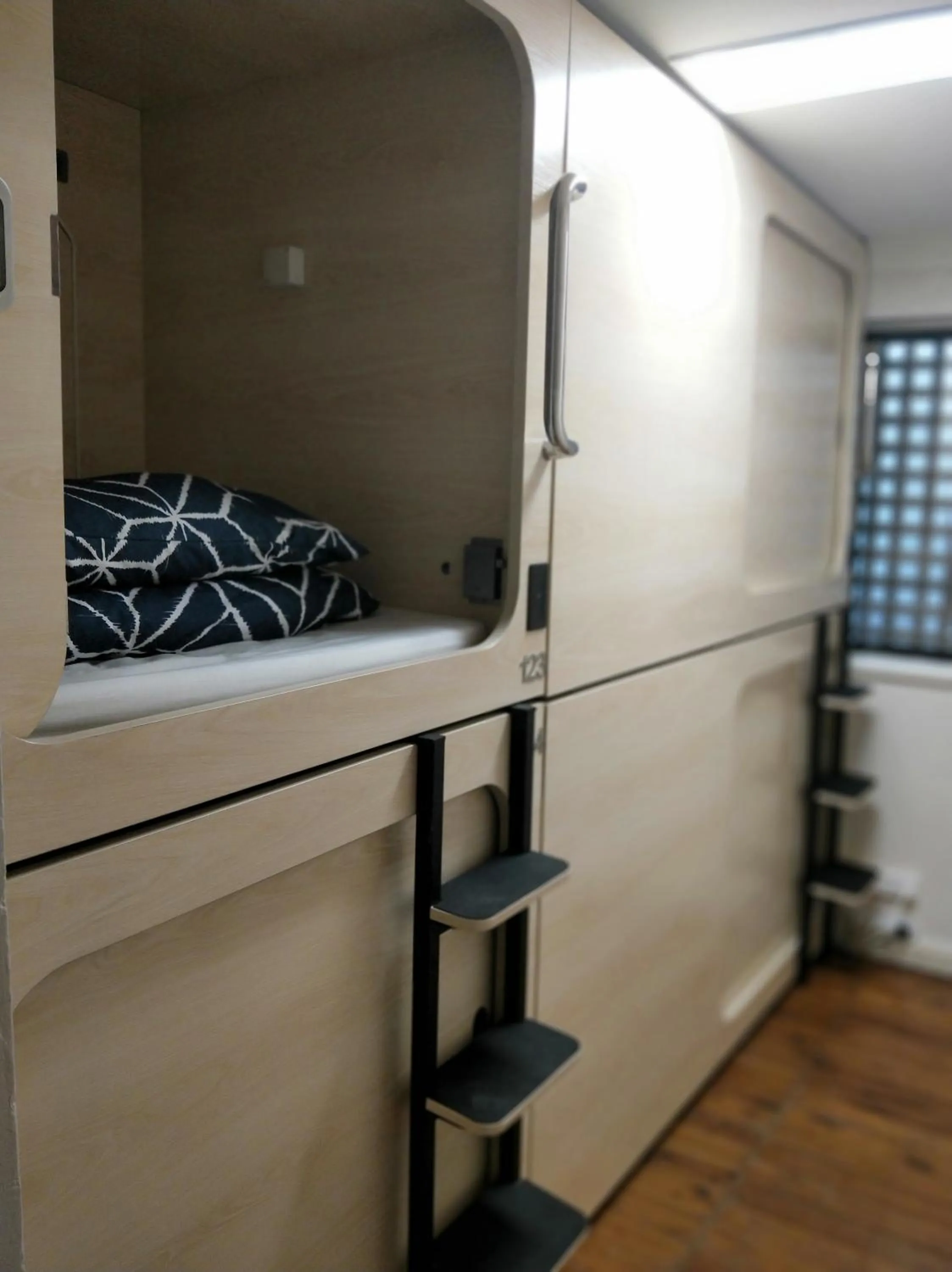 Bed in PodBed Coogee Beachside