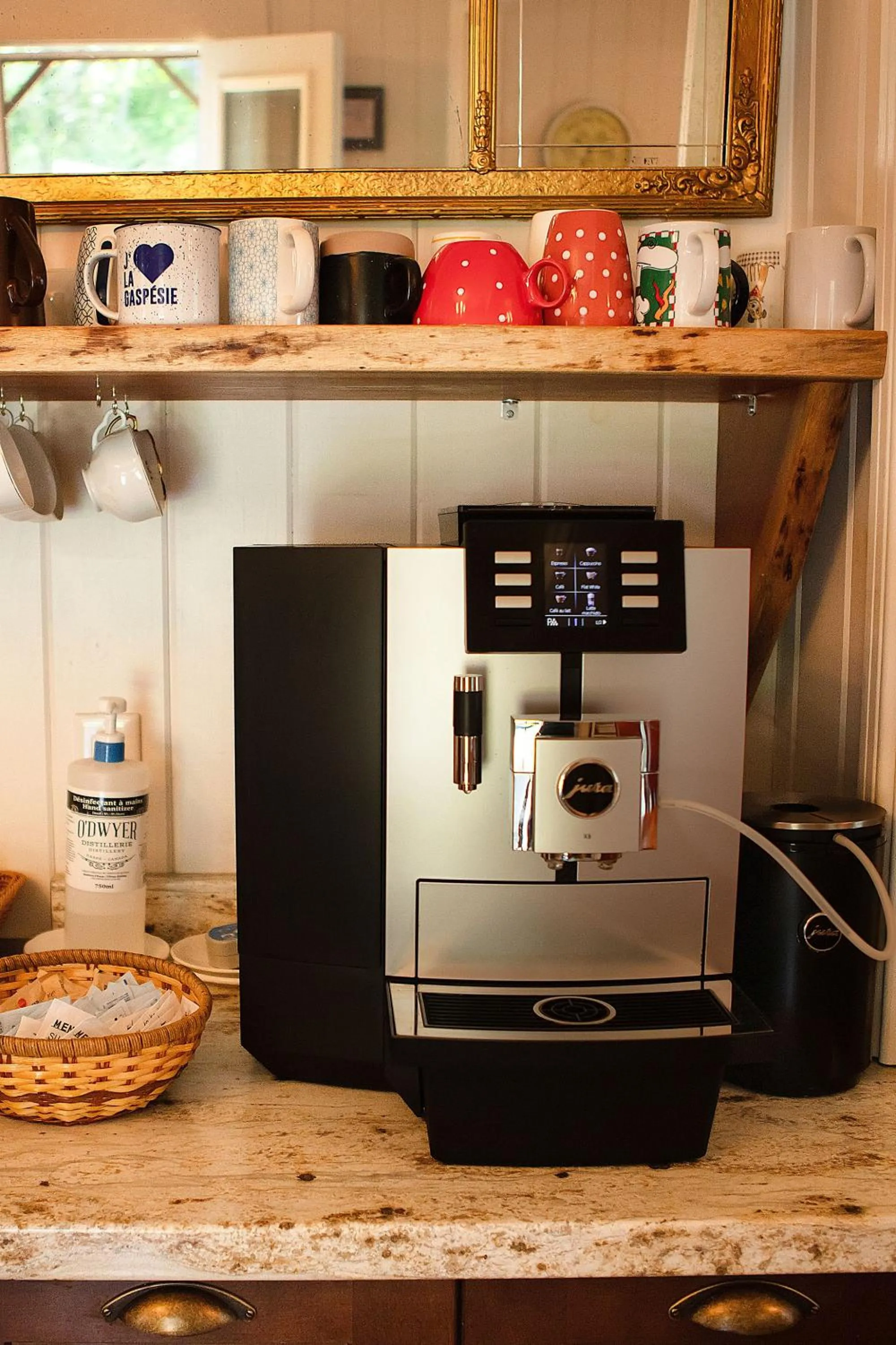 Restaurant/places to eat in Auberge Sous les Arbres