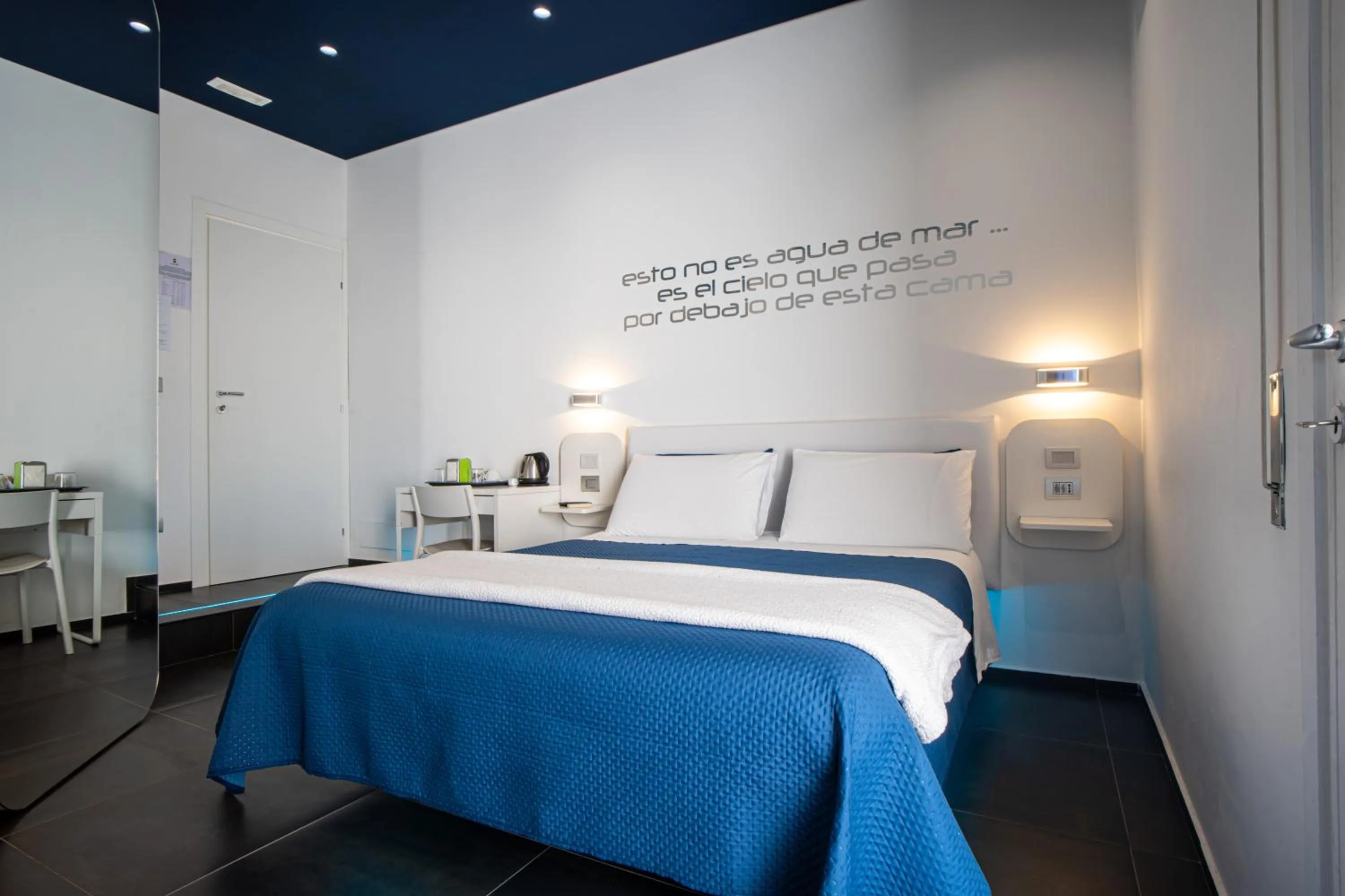 Bed in Skyhouse Beverello