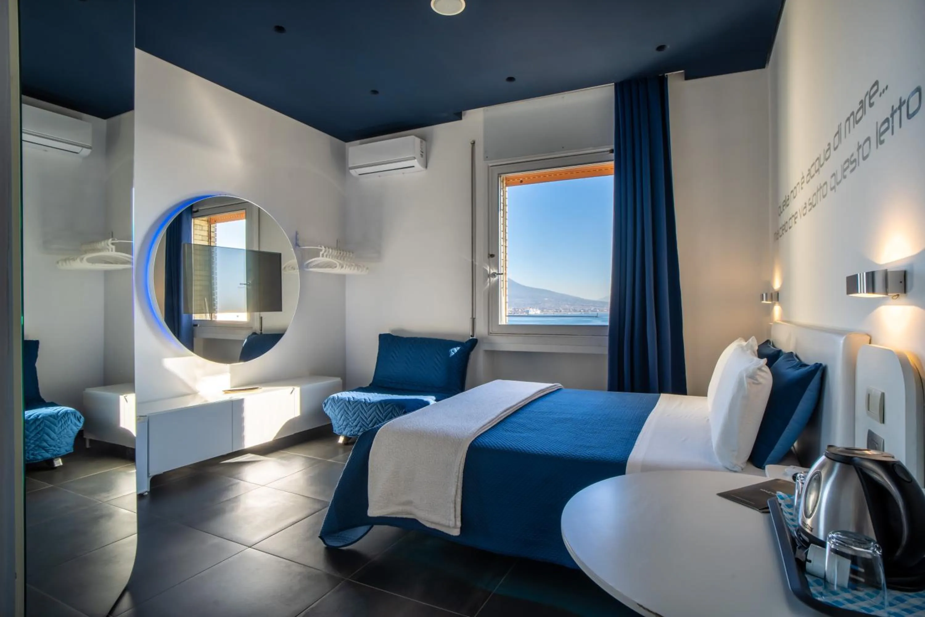 Bed in Skyhouse Beverello