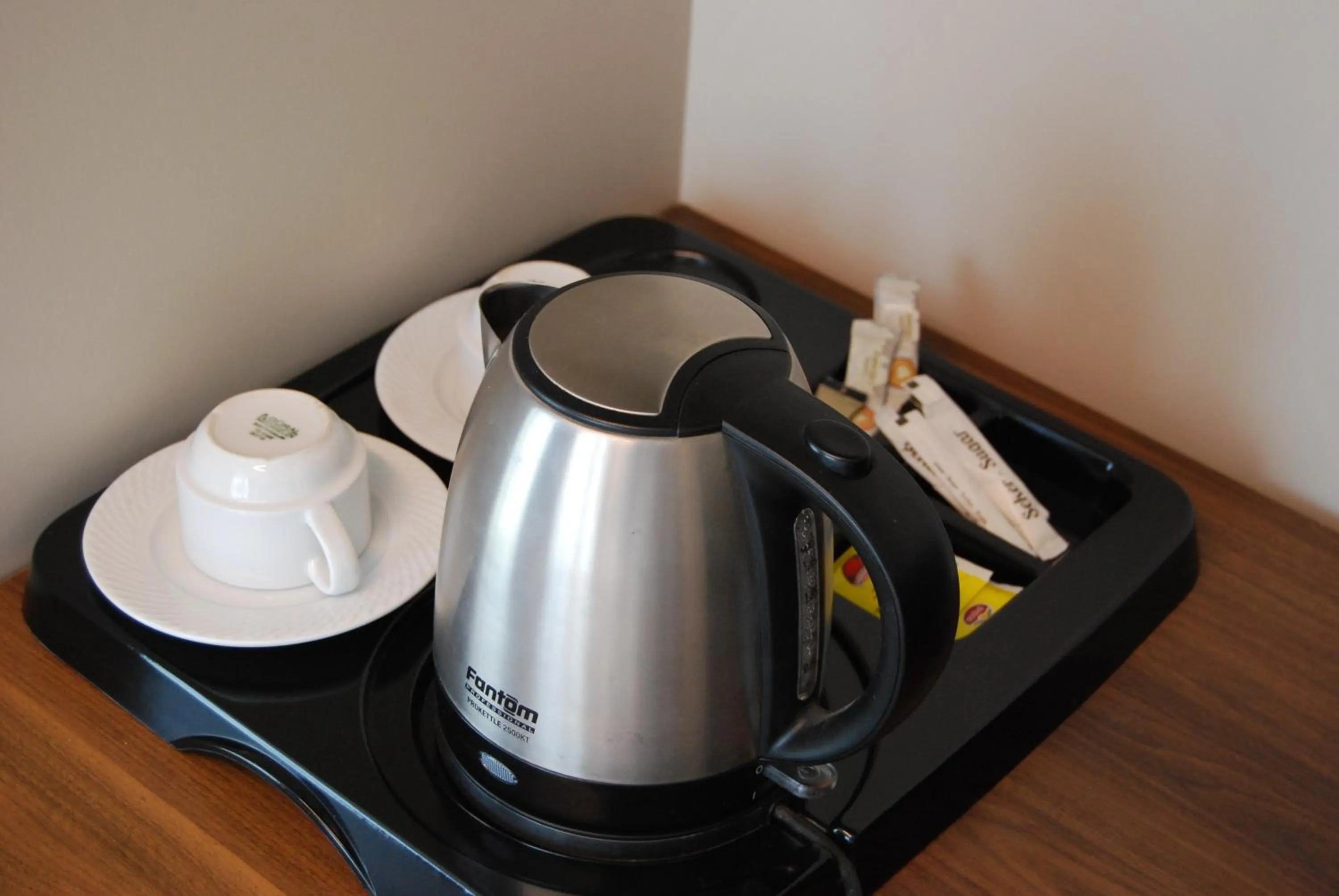 Coffee/tea facilities in All Inn Hotel