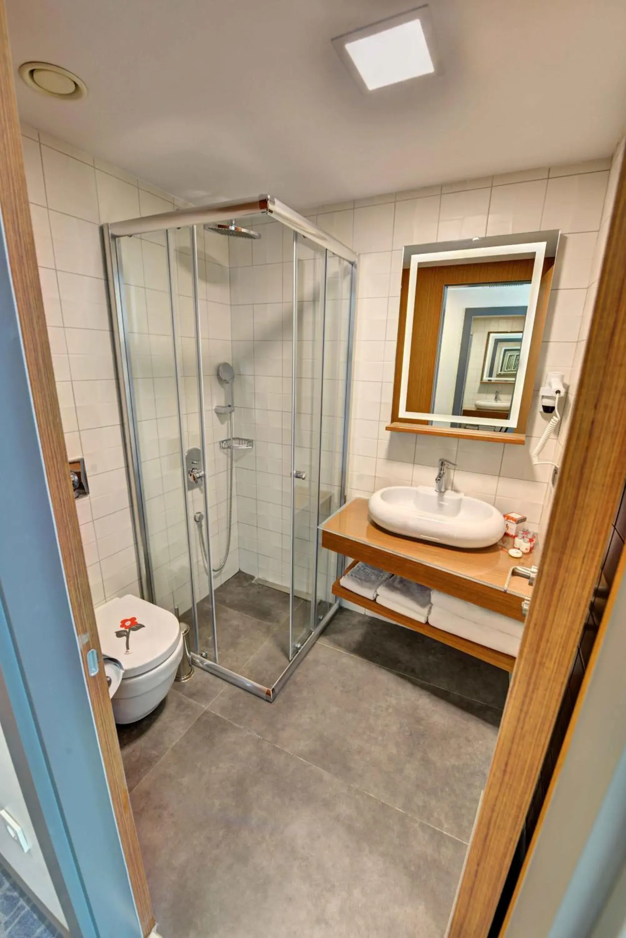 Standard Double Room in All Inn Hotel Standard Double Room in All Inn Hotel