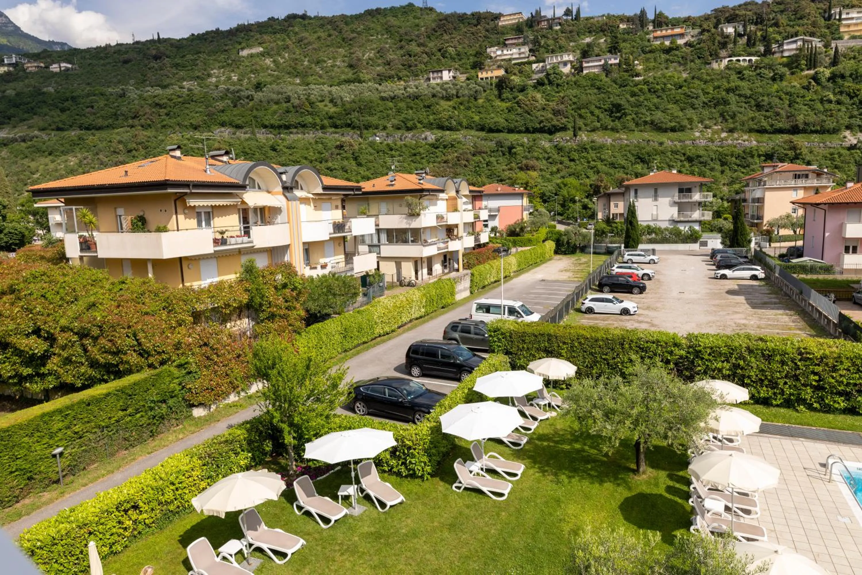 Parking in Hotel Holiday Sport & Relax