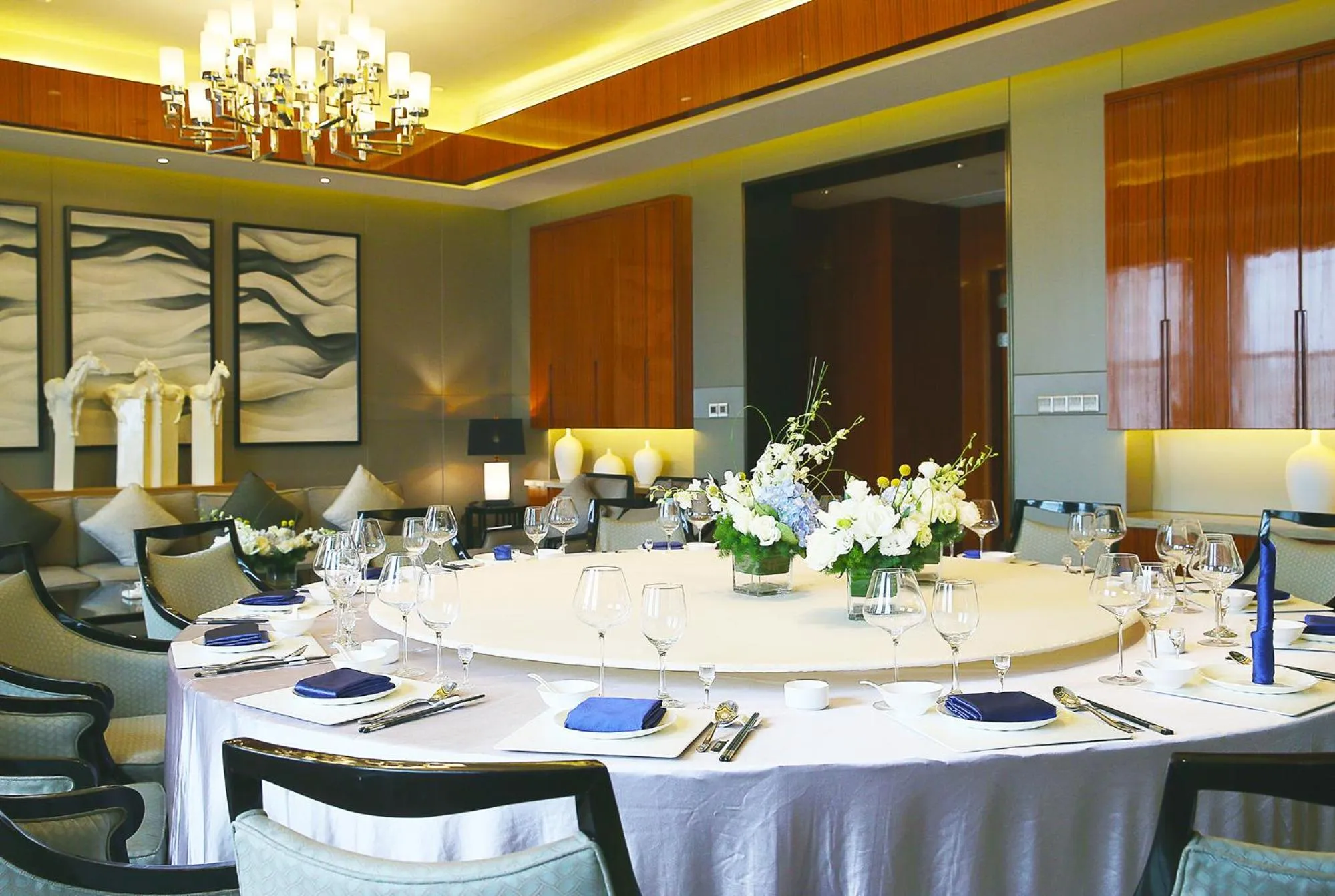 Restaurant/places to eat in Yinchuan Xifujing Hotel